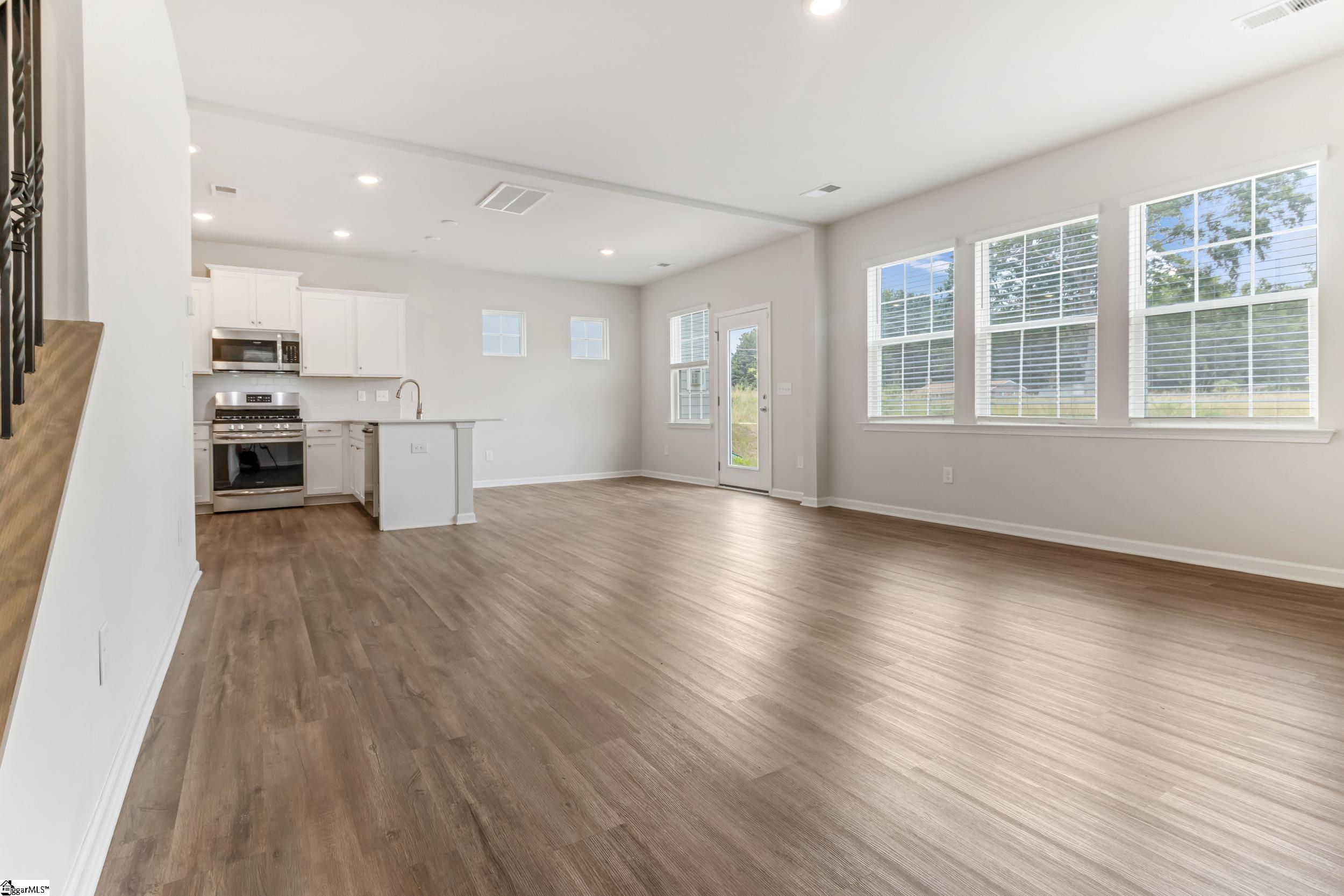 125 Magnolia Street Reidville, SC 29388