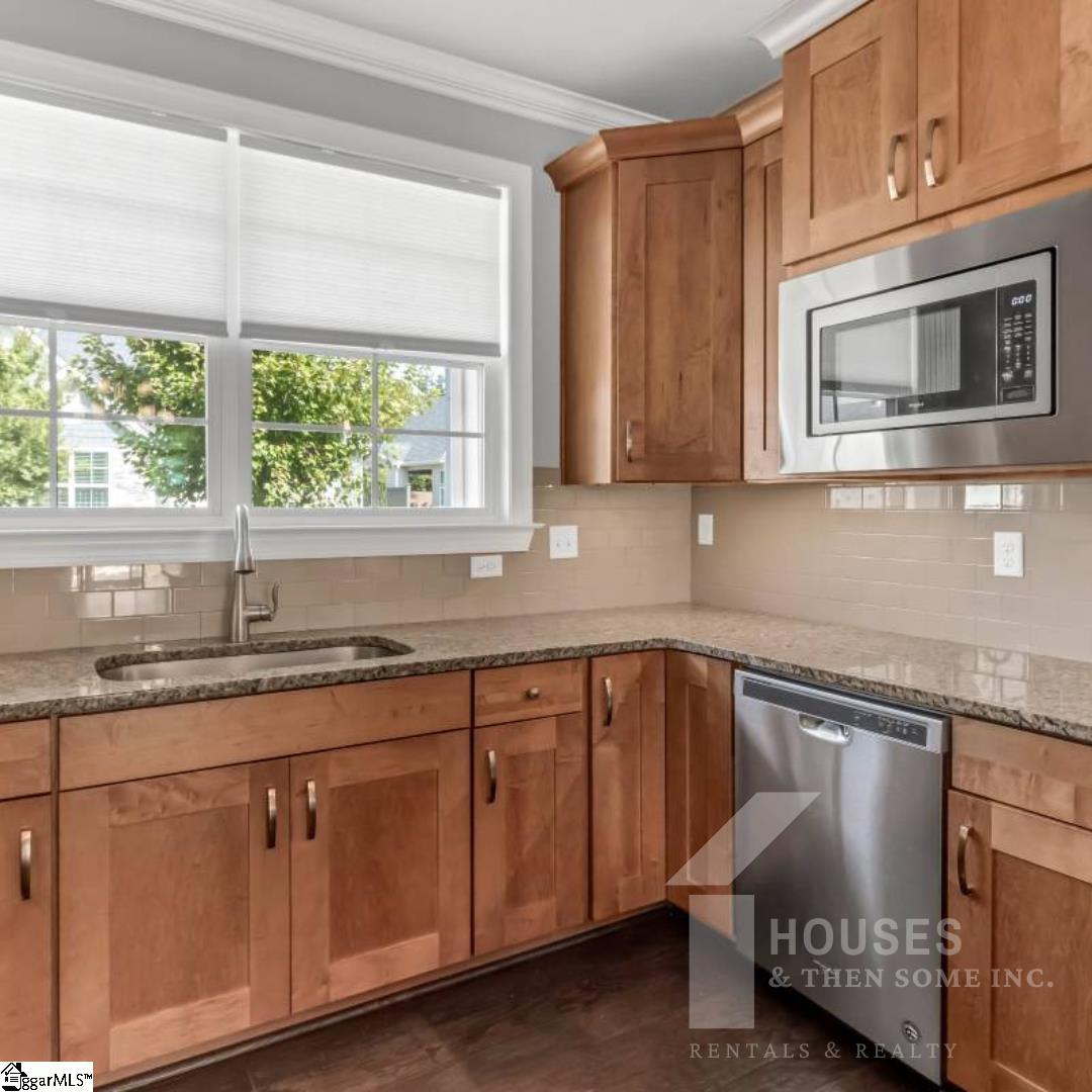 8 Jackson Parc Court Greenville, SC 29607