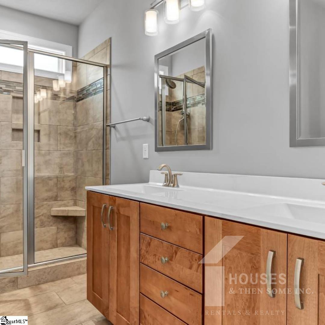 8 Jackson Parc Court Greenville, SC 29607
