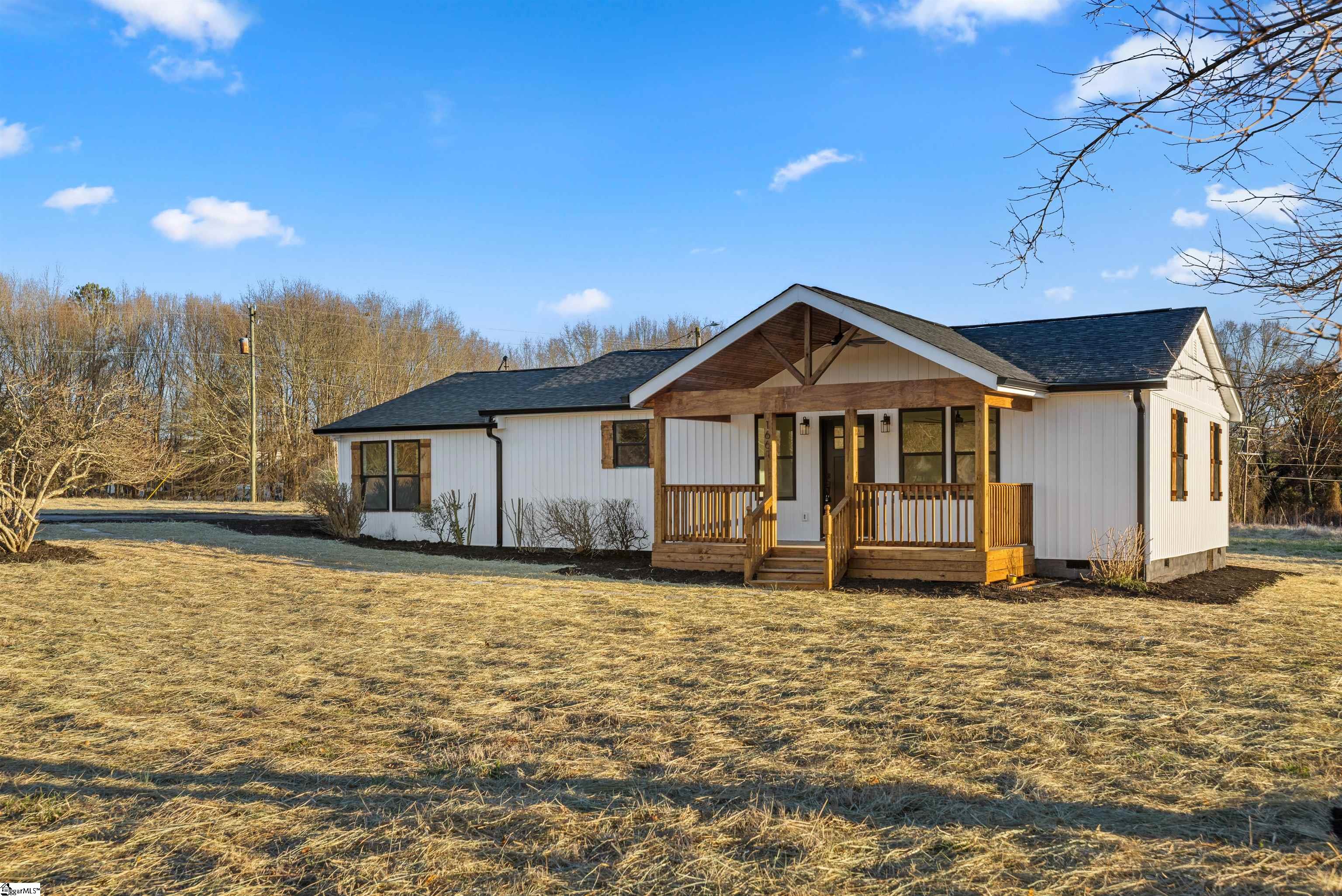 1661 Belcher Road Inman, SC 29349