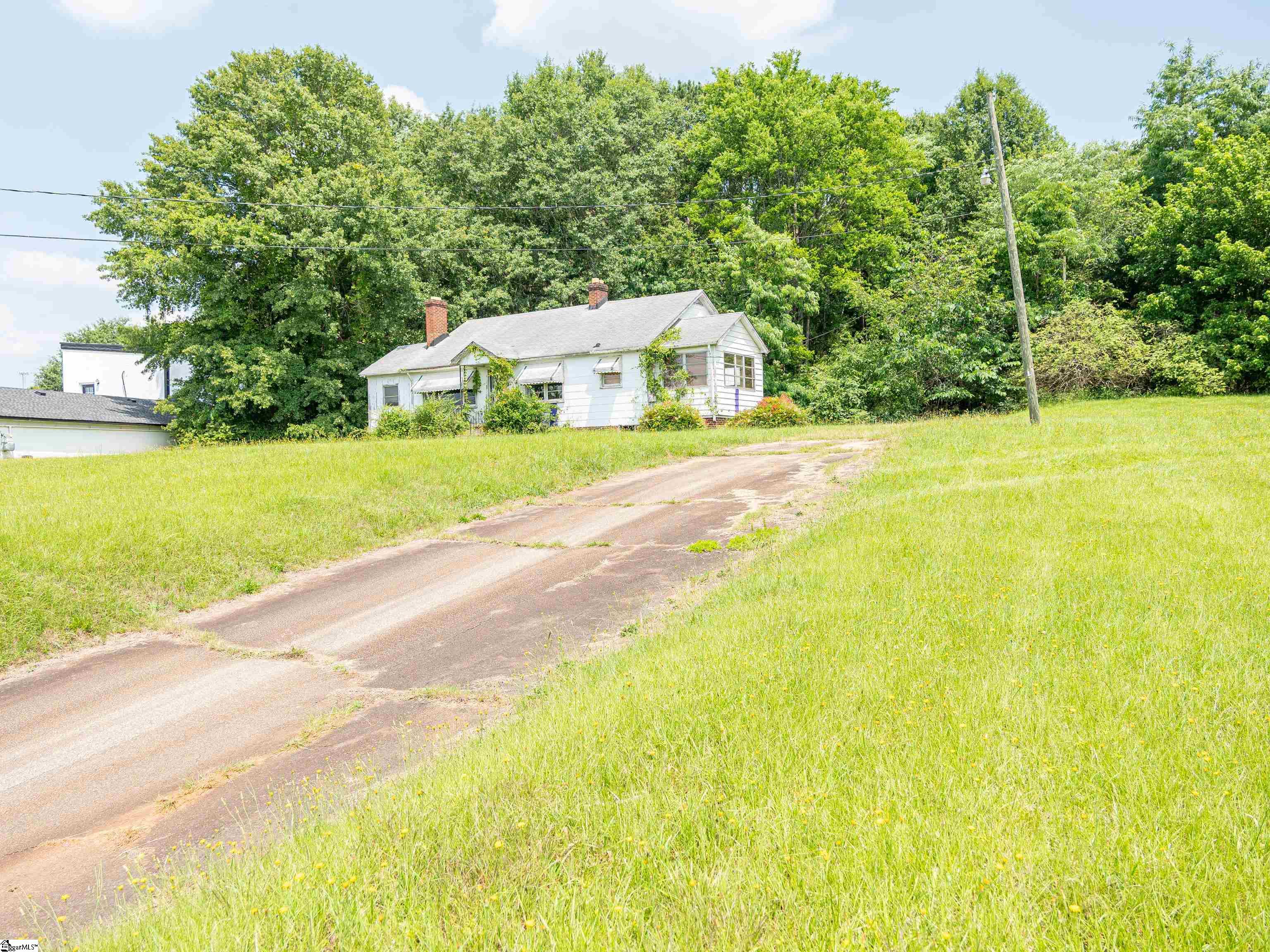 4120 Calhoun Memorial Highway Easley, SC 29640