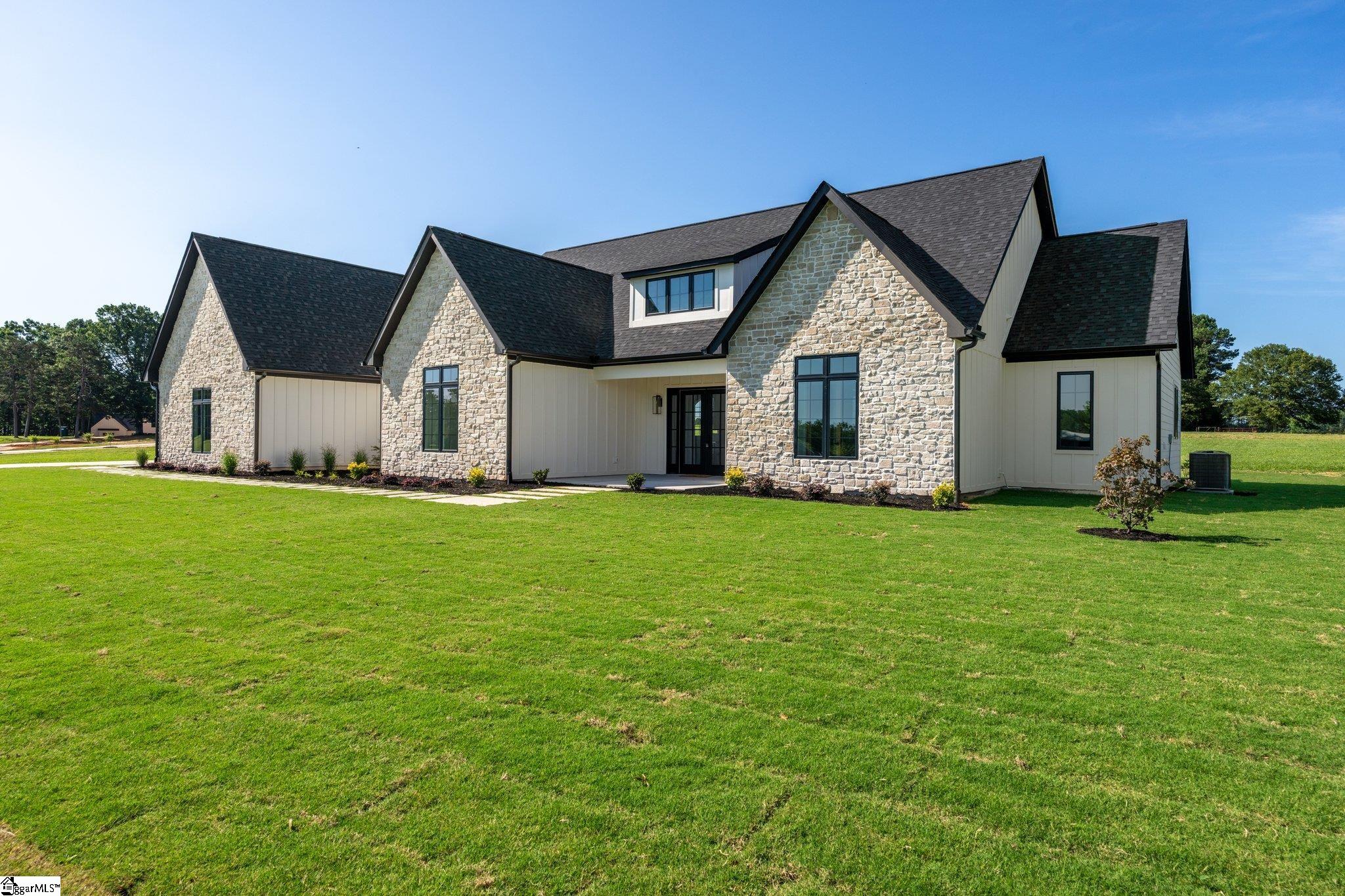 742 Garrison Road Pelzer, SC 29669