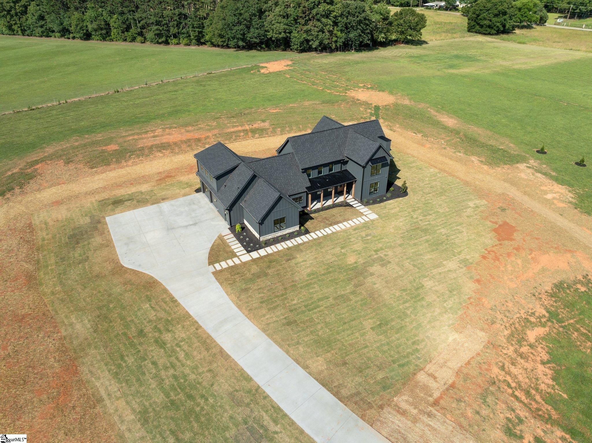 744 Garrison Road Pelzer, SC 29669