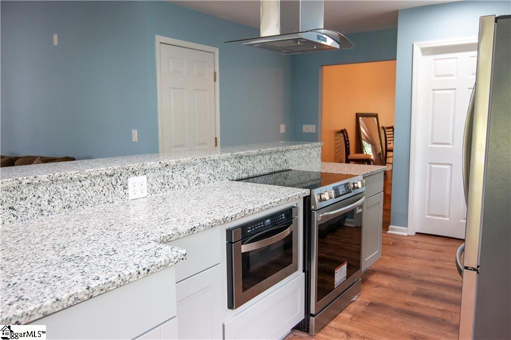 124 Grand Oak Drive Pendelton, SC 29670