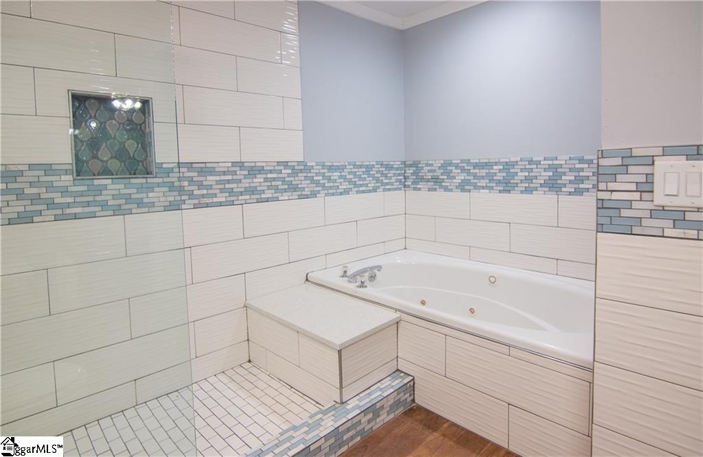 124 Grand Oak Drive Pendelton, SC 29670