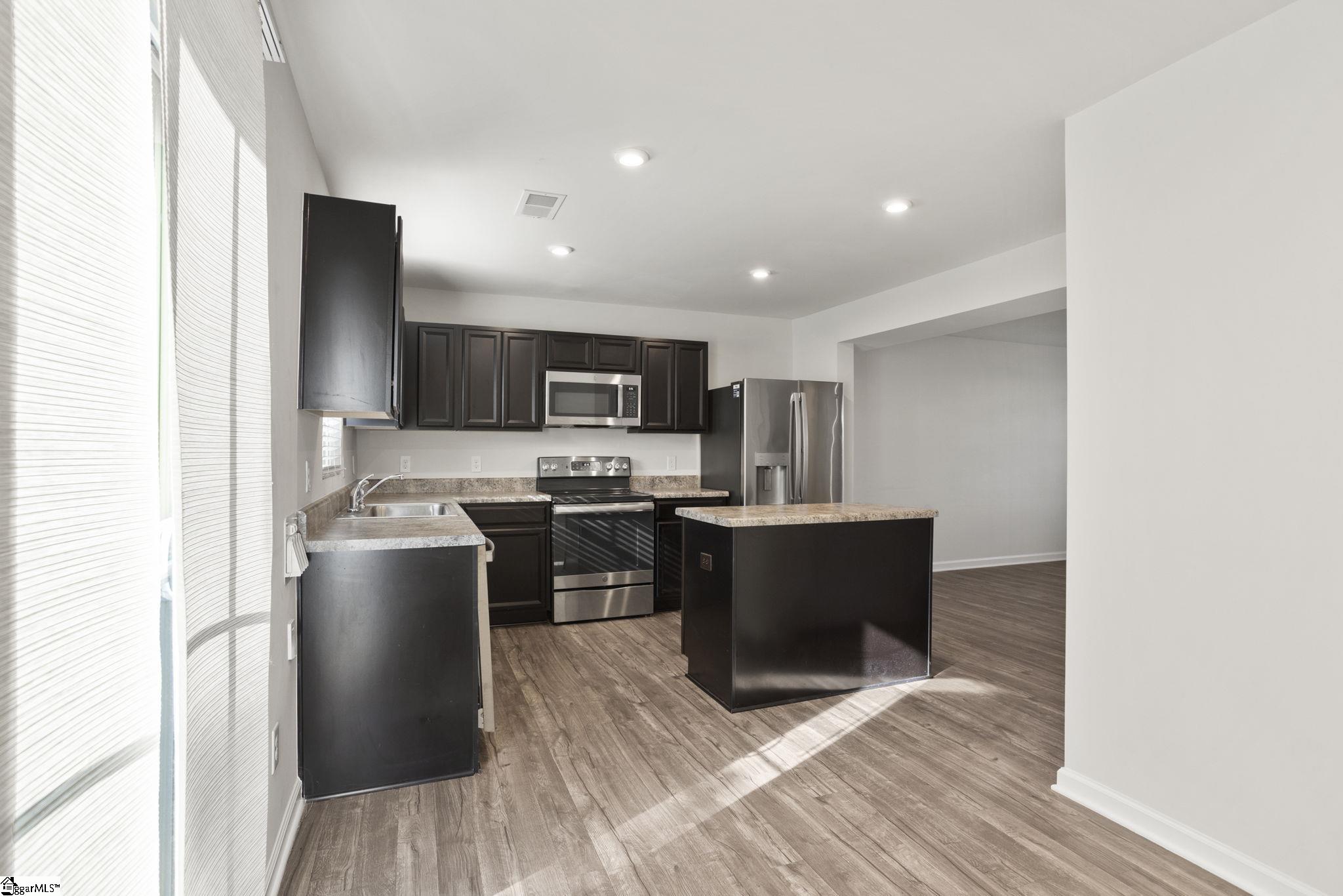 521 Hampton Townes Drive Greenville, SC 29617