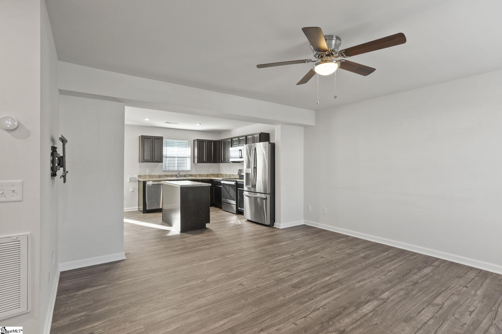 521 Hampton Townes Drive Greenville, SC 29617