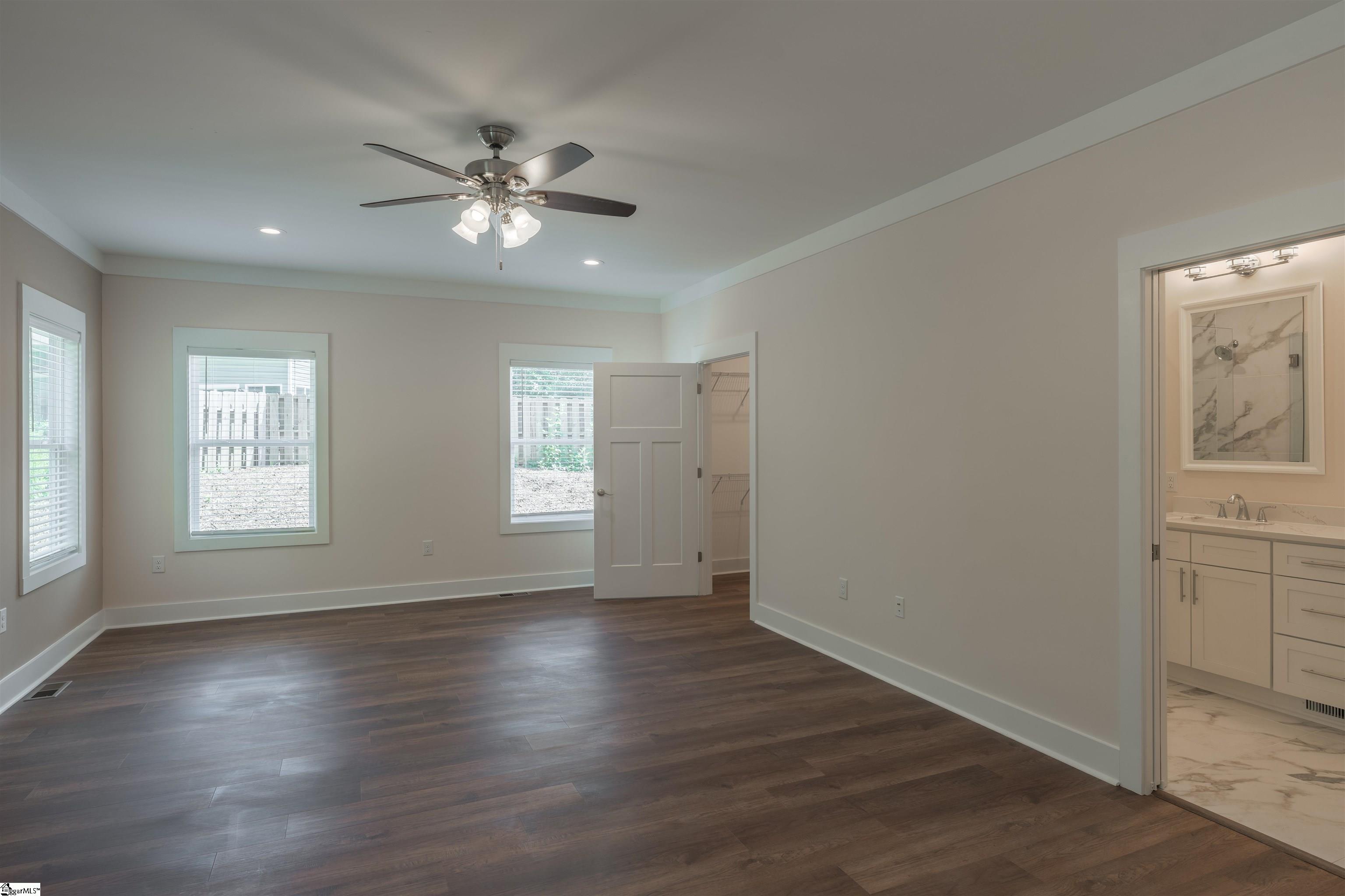 18003 Clermont Circle Seneca, SC 29678