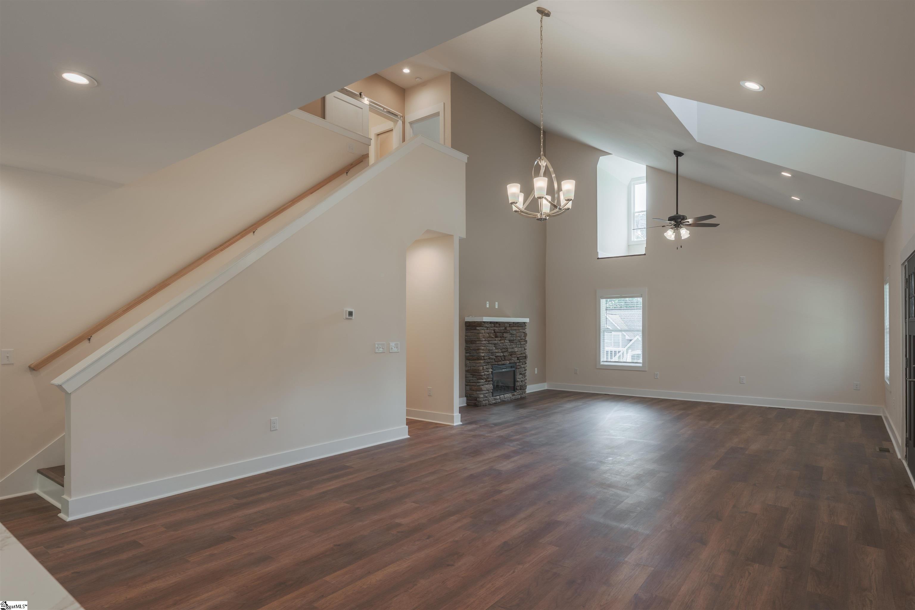 18003 Clermont Circle Seneca, SC 29678