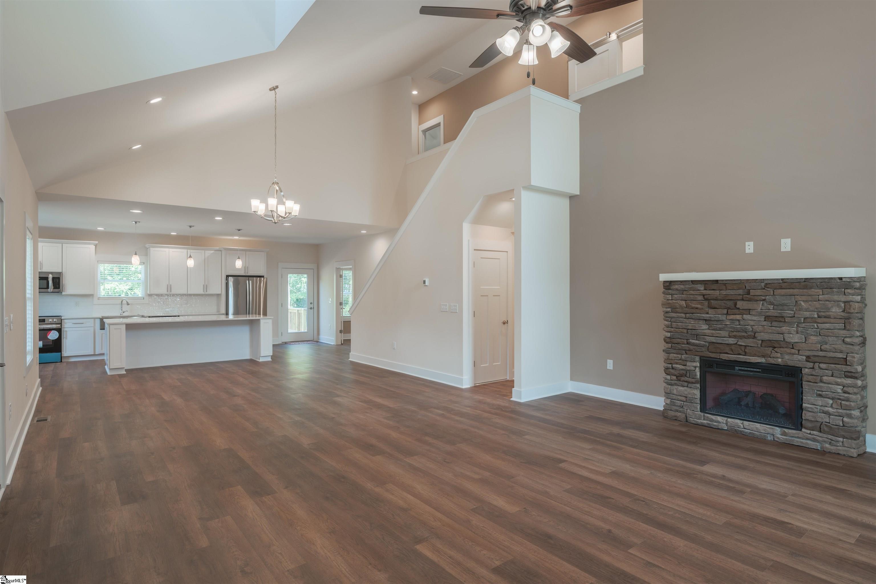 18003 Clermont Circle Seneca, SC 29678