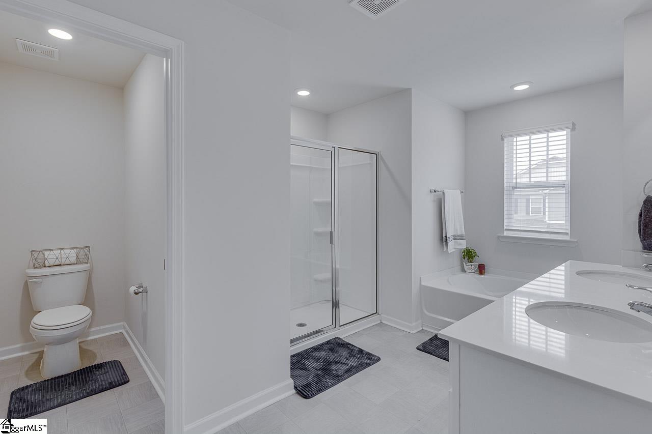 71 Oak Edge Lane Greer, SC 29651