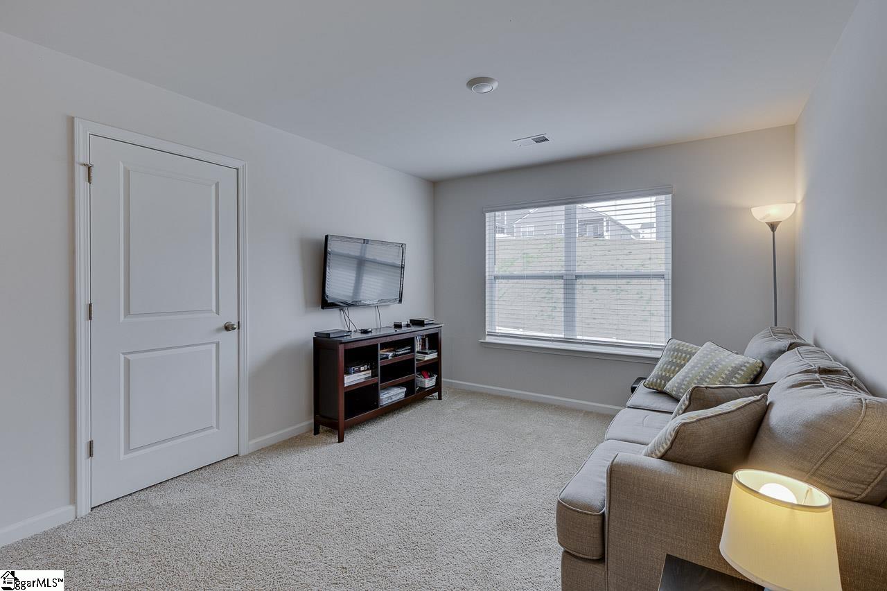 71 Oak Edge Lane Greer, SC 29651