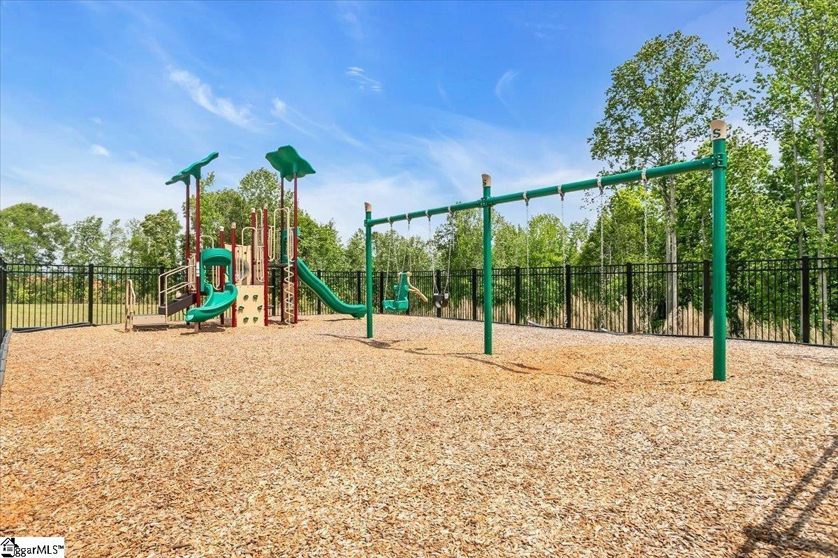 71 Oak Edge Lane Greer, SC 29651