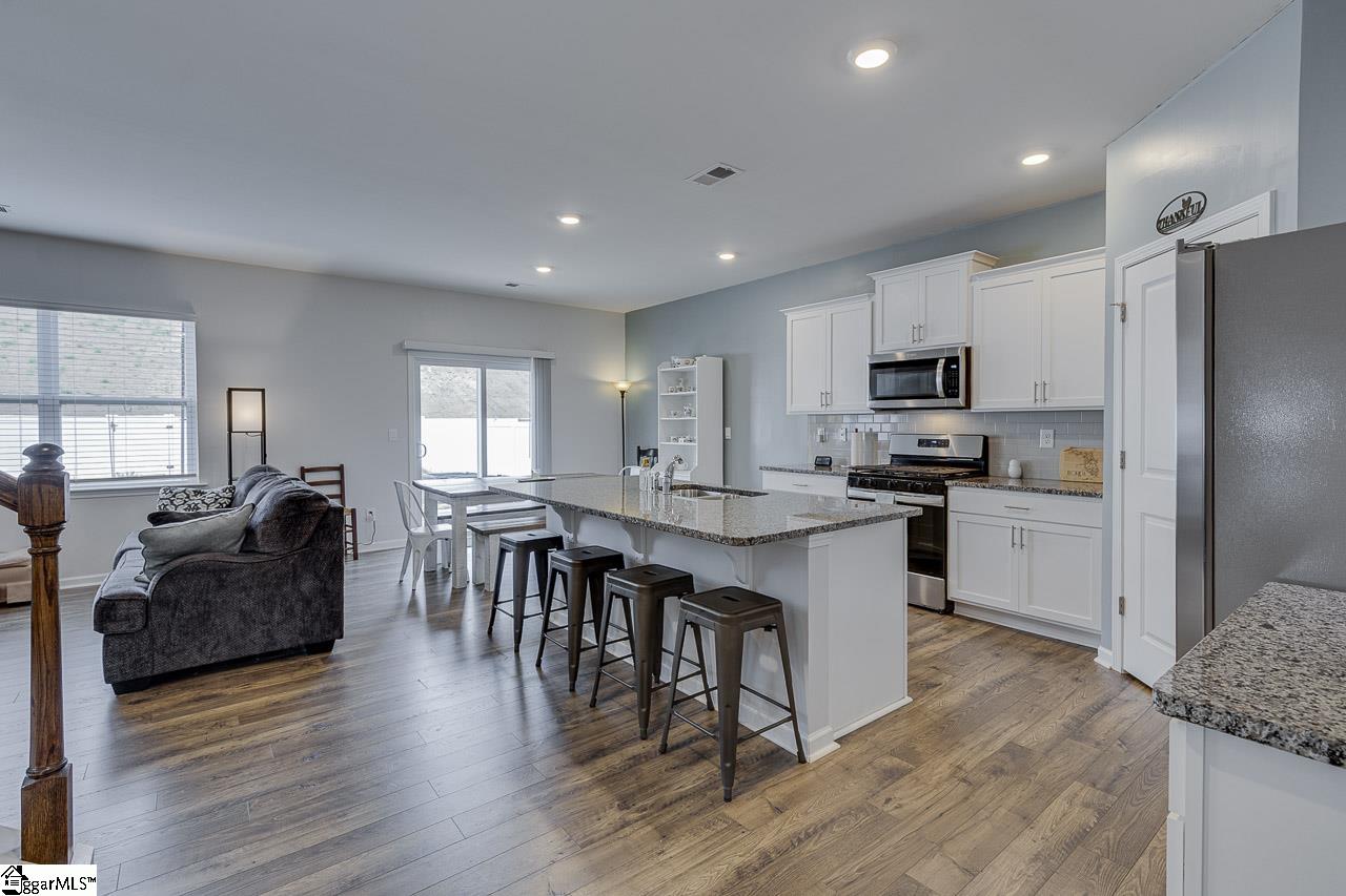 71 Oak Edge Lane Greer, SC 29651