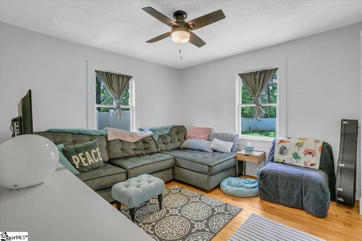 215 Breazeale Drive Williamston, SC 29697-9051