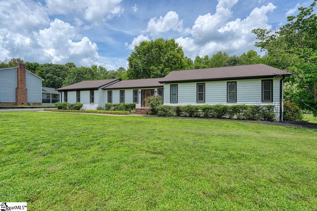 204 Lenderman Drive Inman, SC 29349