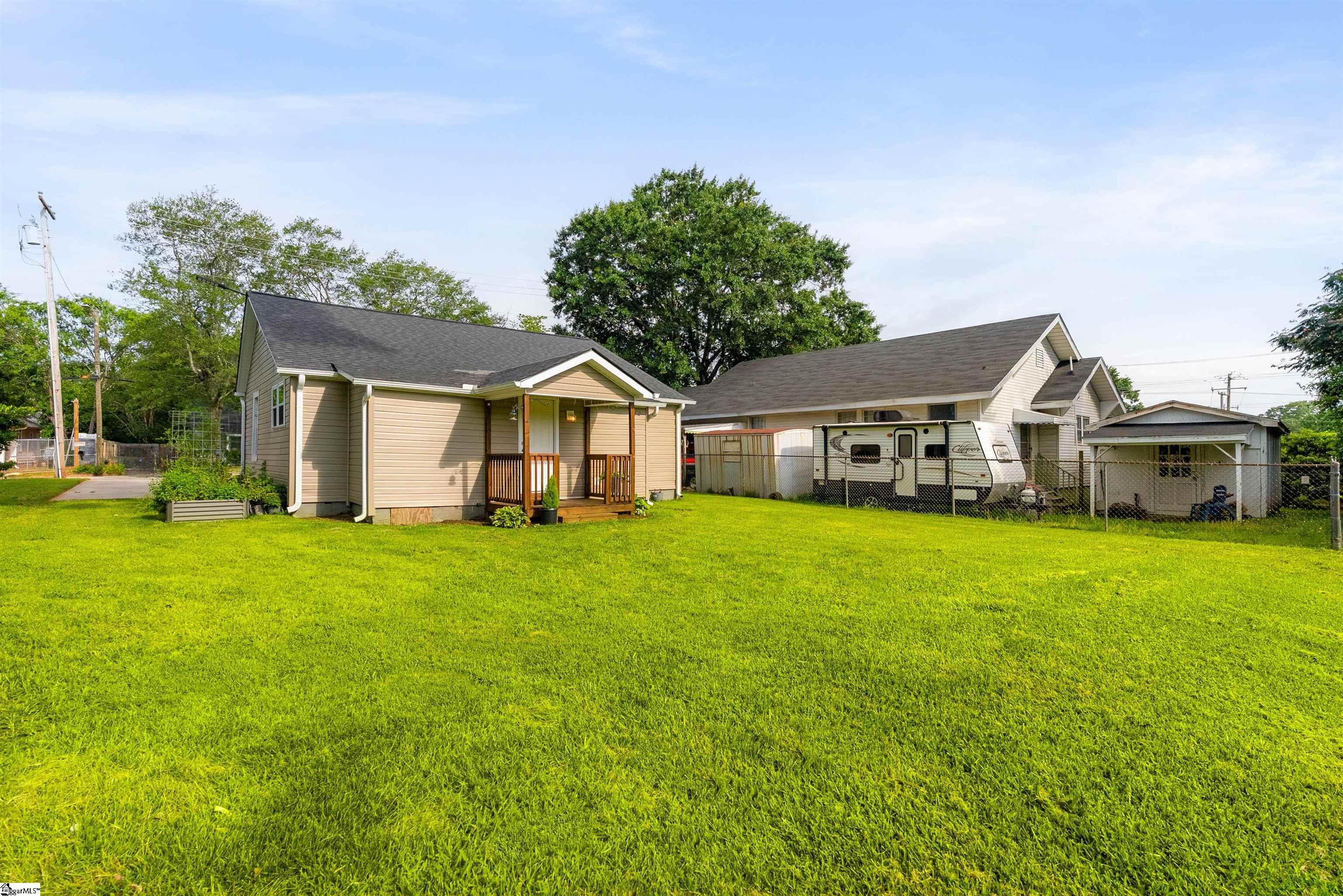 26 8th Street Greer, SC 29651