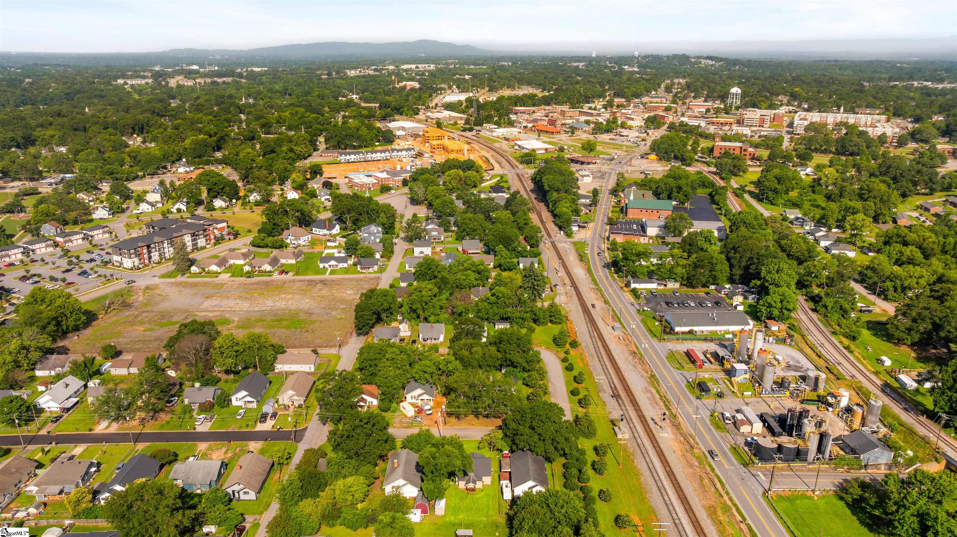 26 8th Street Greer, SC 29651