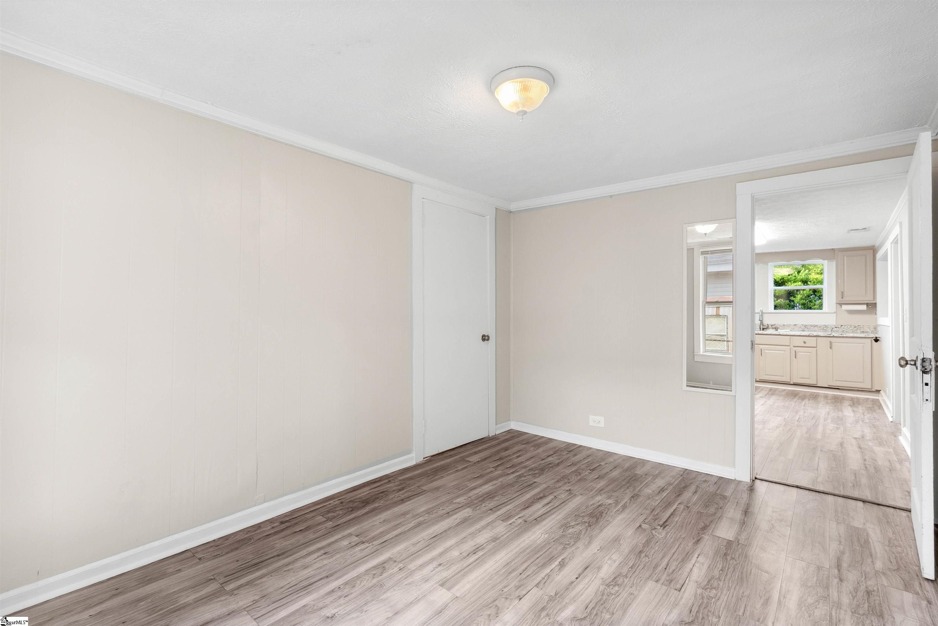 26 8th Street Greer, SC 29651