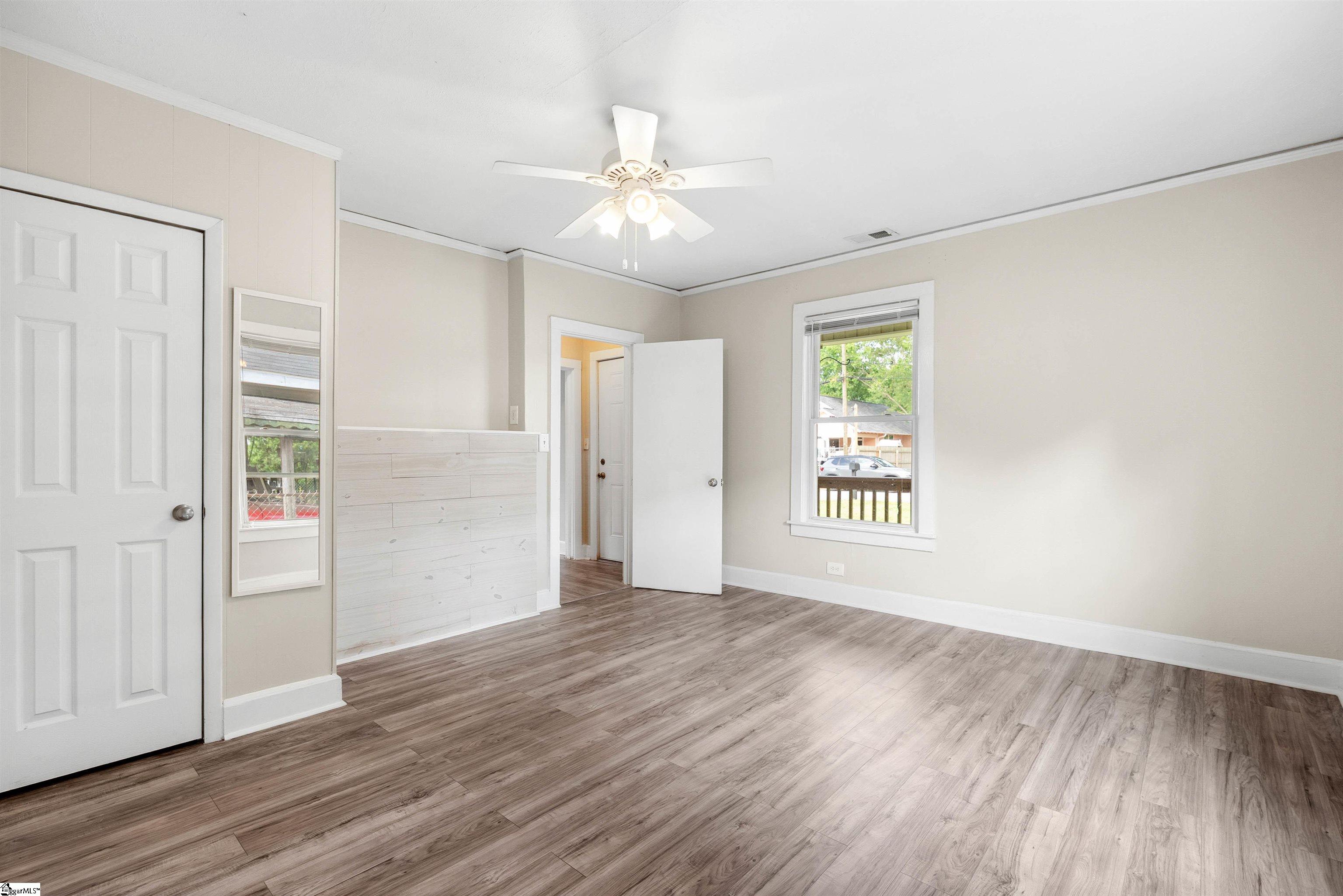 26 8th Street Greer, SC 29651