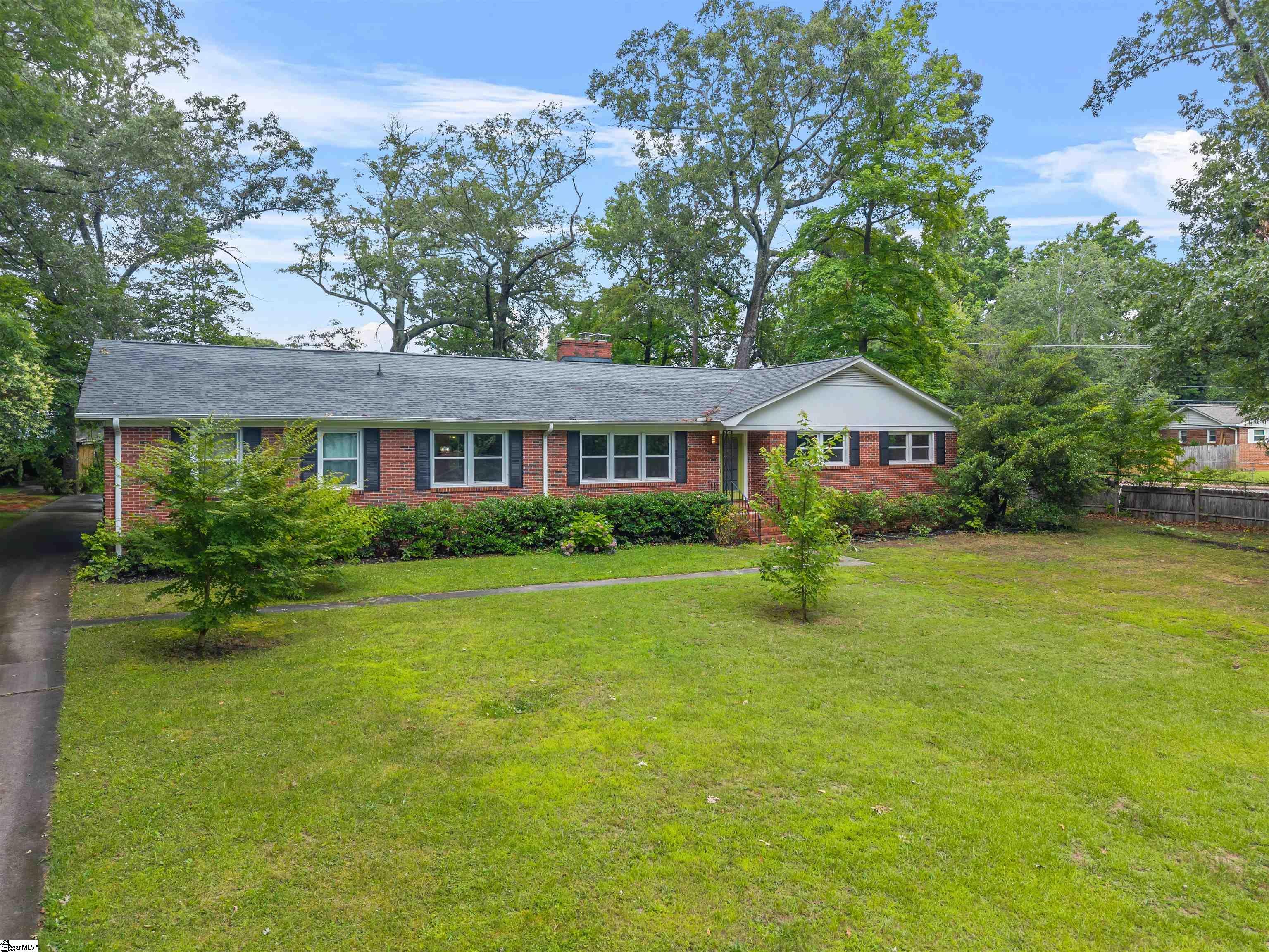 400 Rockmont Road Greenville, SC 29615