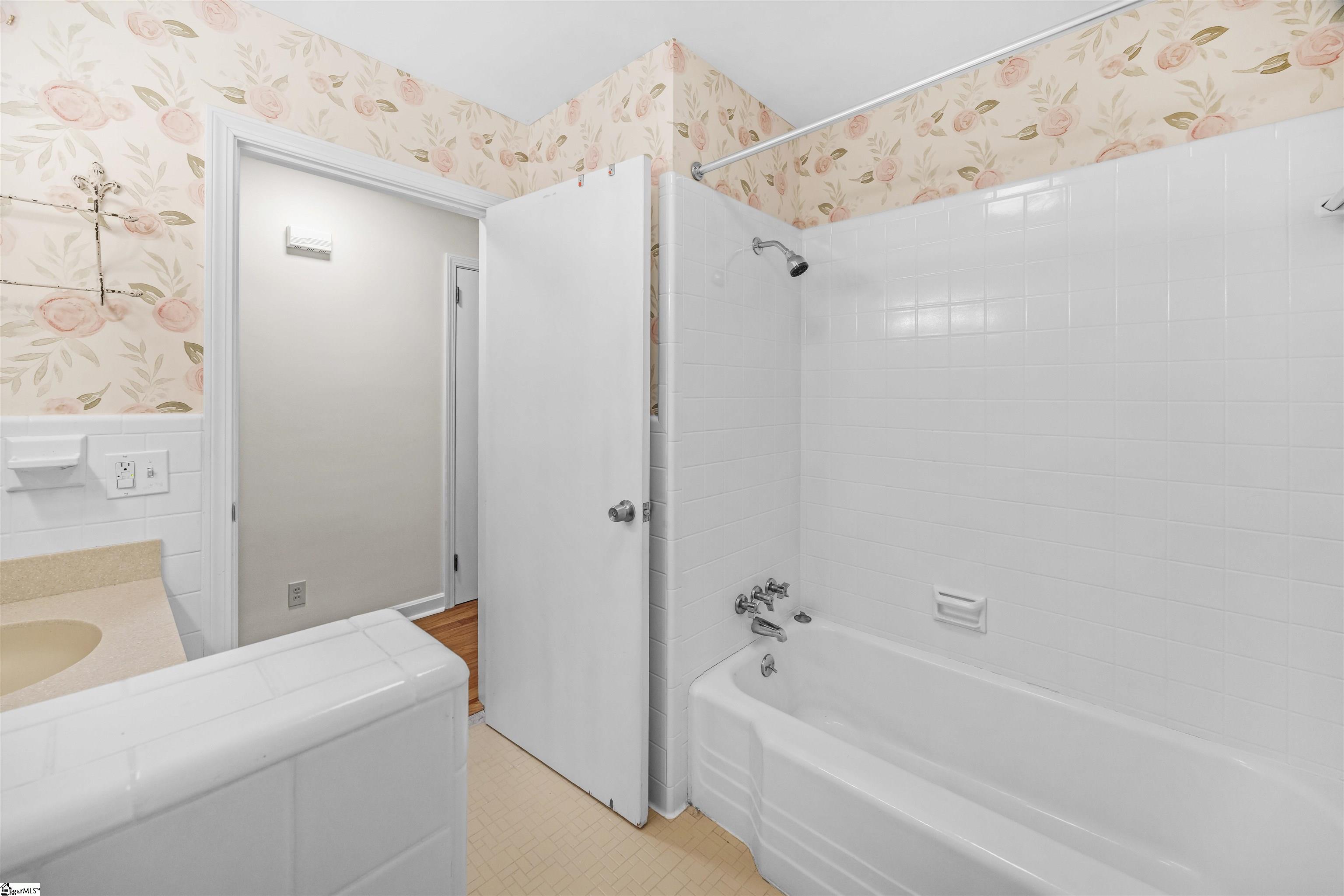 400 Rockmont Road Greenville, SC 29615