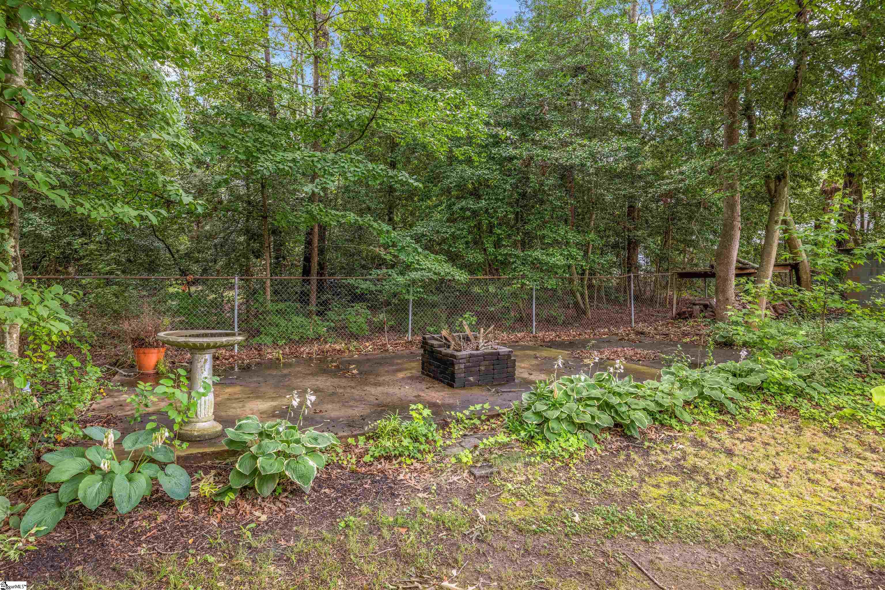 400 Rockmont Road Greenville, SC 29615