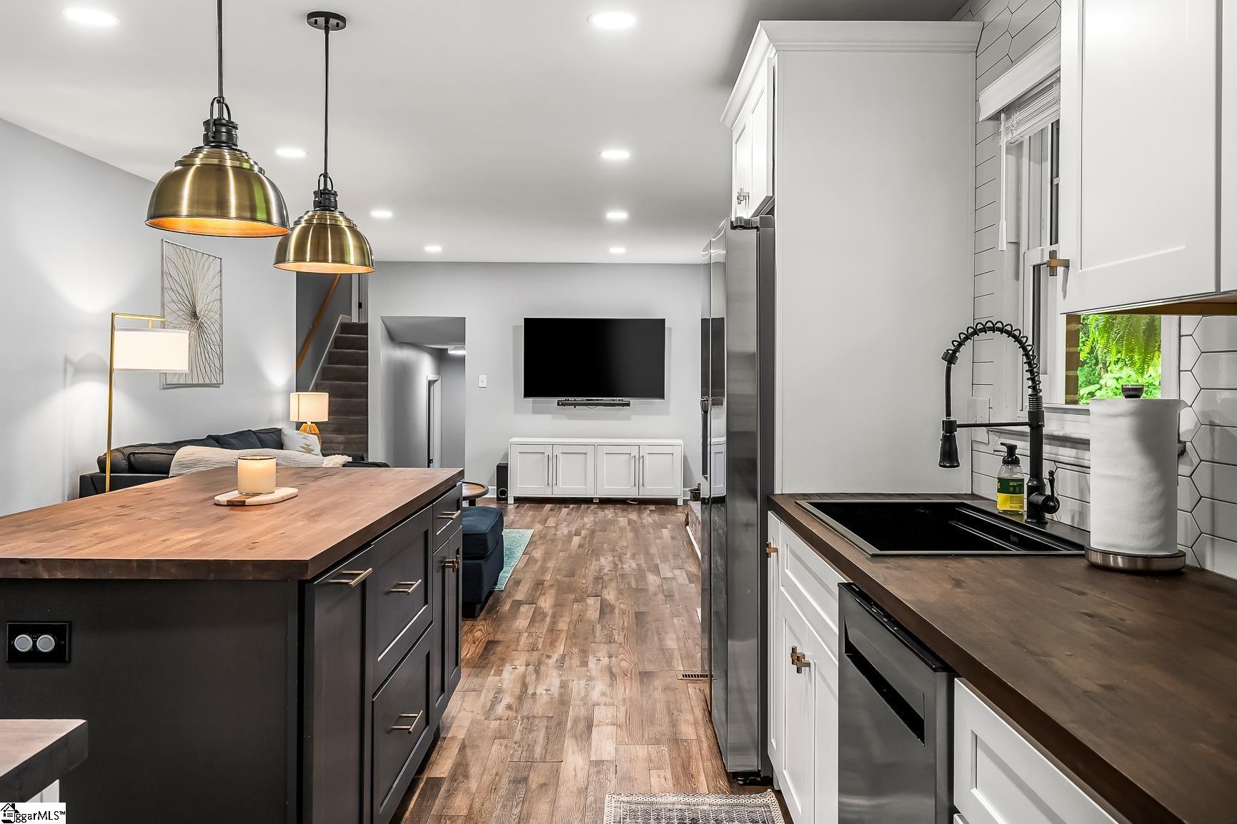 7 Velma Drive Taylors, SC 29687