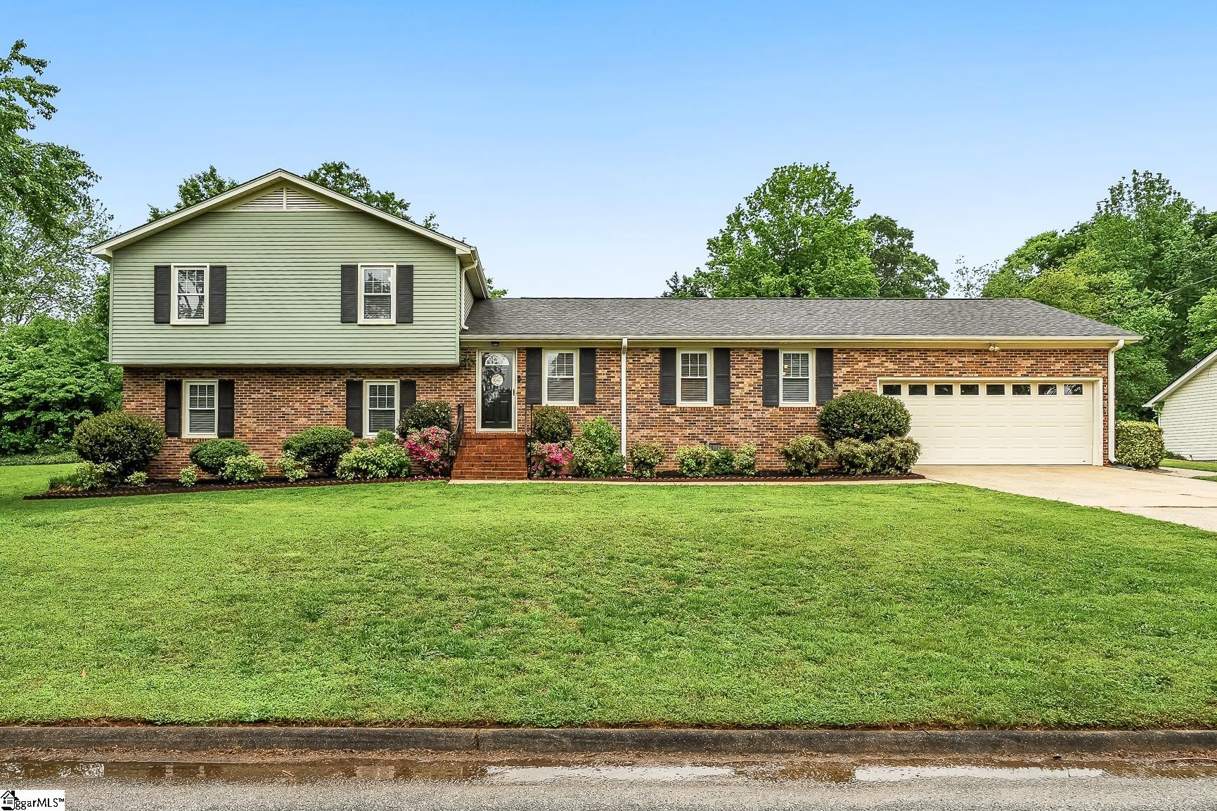 7 Velma Drive Taylors, SC 29687