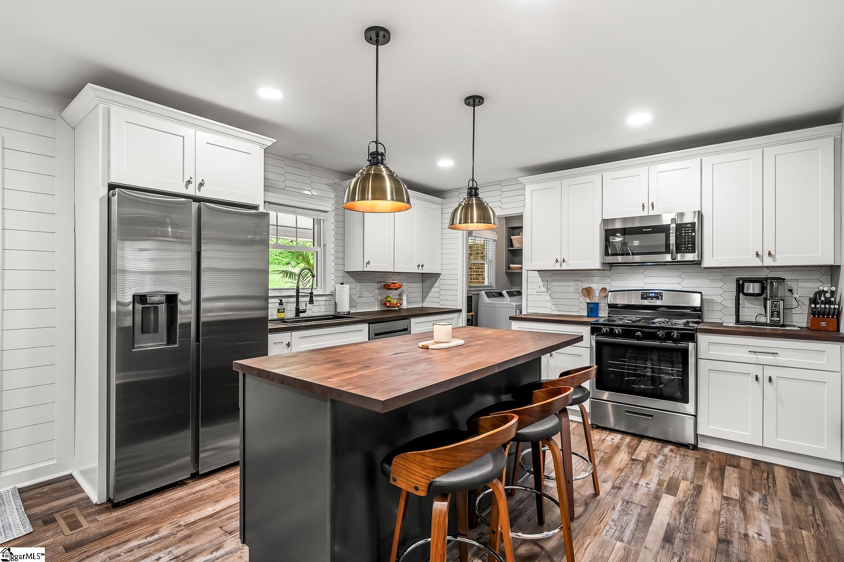 7 Velma Drive Taylors, SC 29687