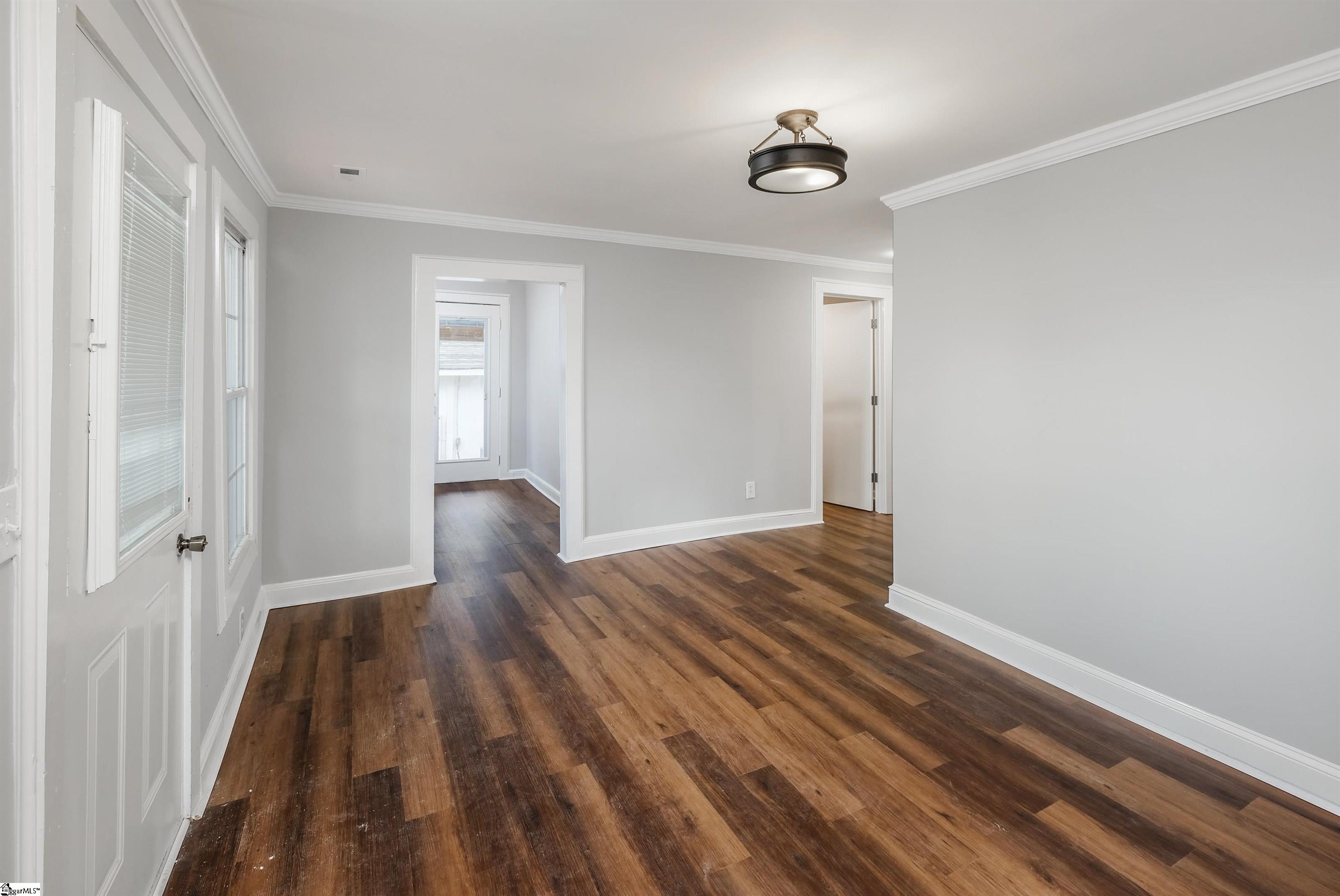 112 Cook Street Simpsonville, SC 29681