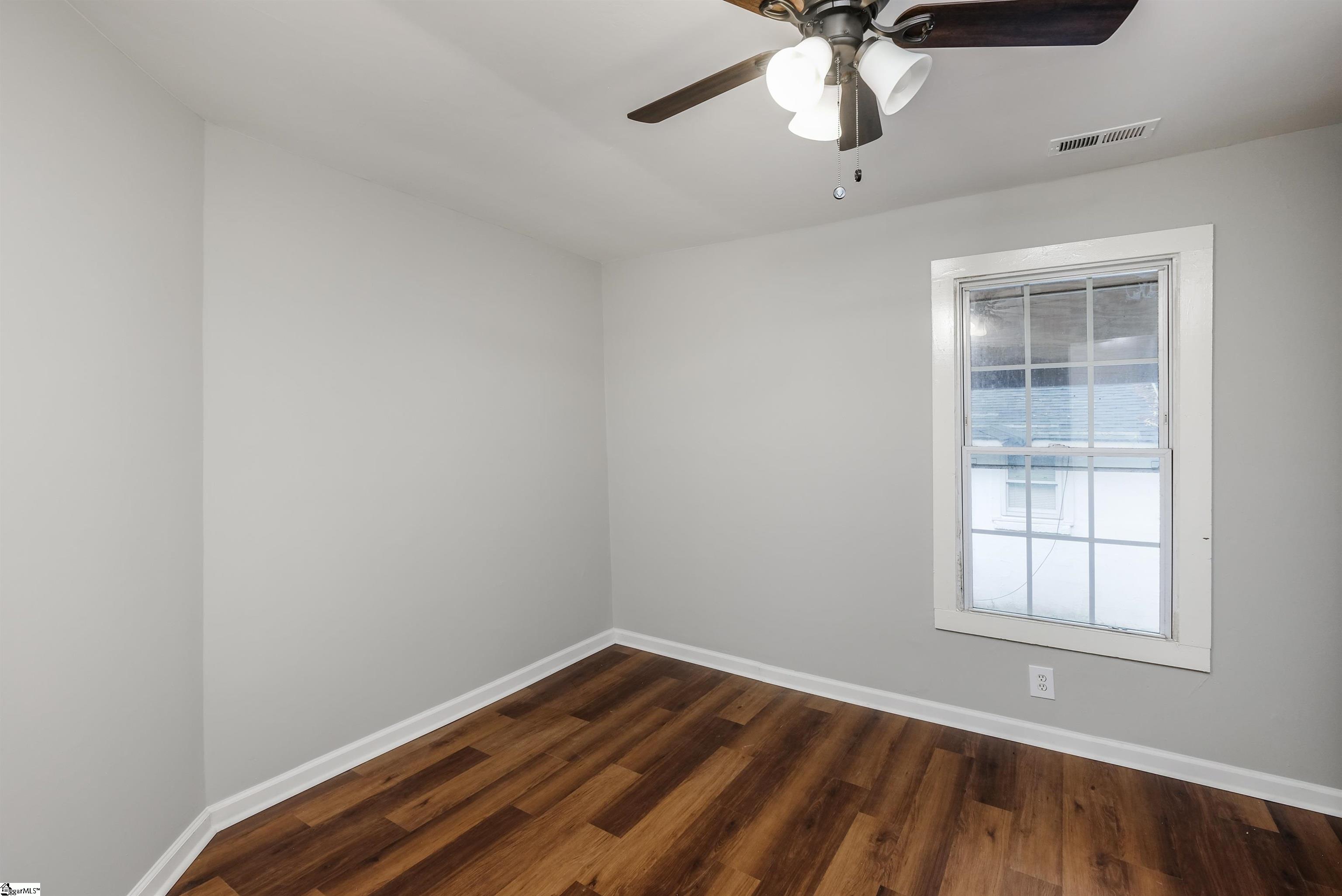 112 Cook Street Simpsonville, SC 29681