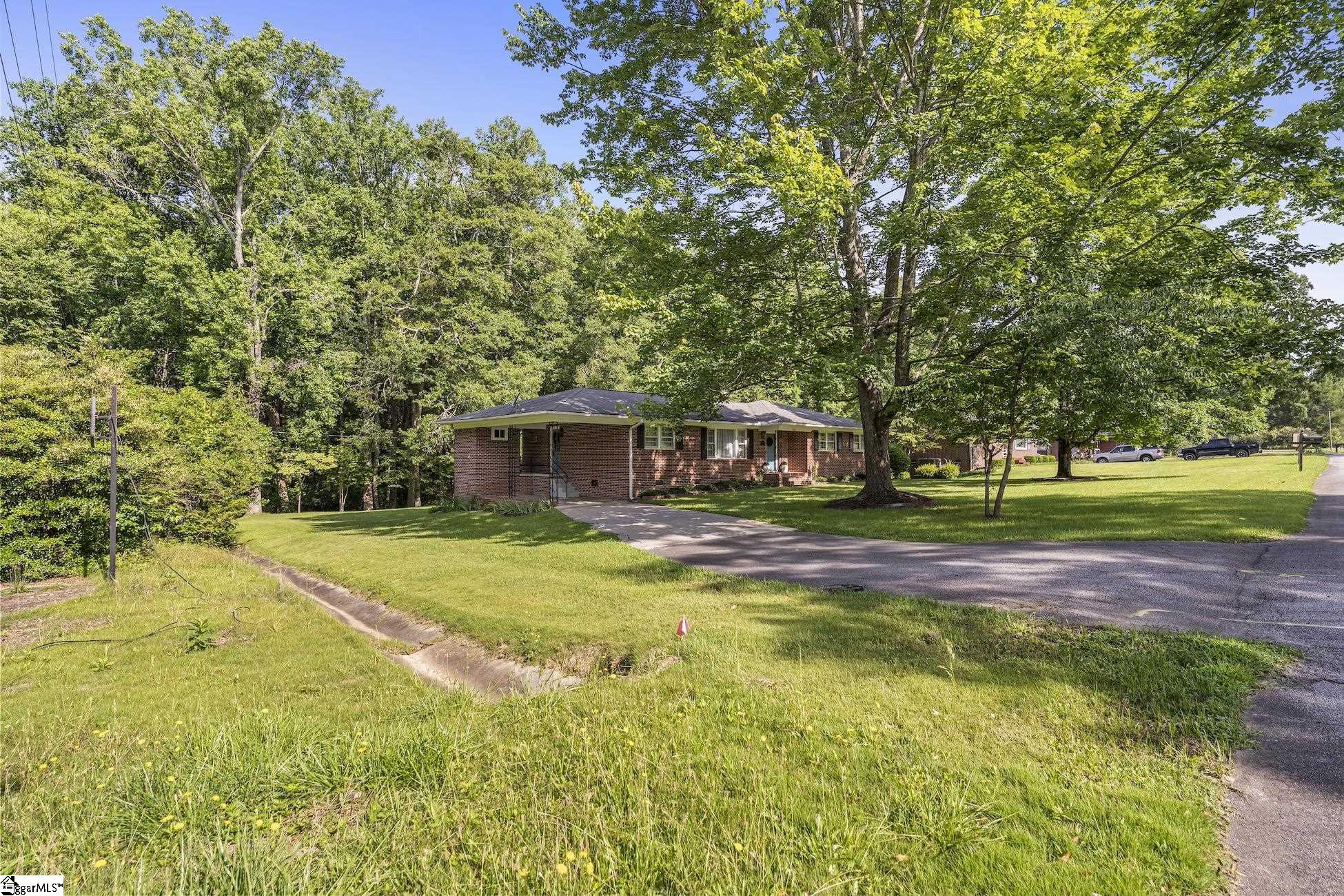 502 Forest Lane Belton, SC 29627
