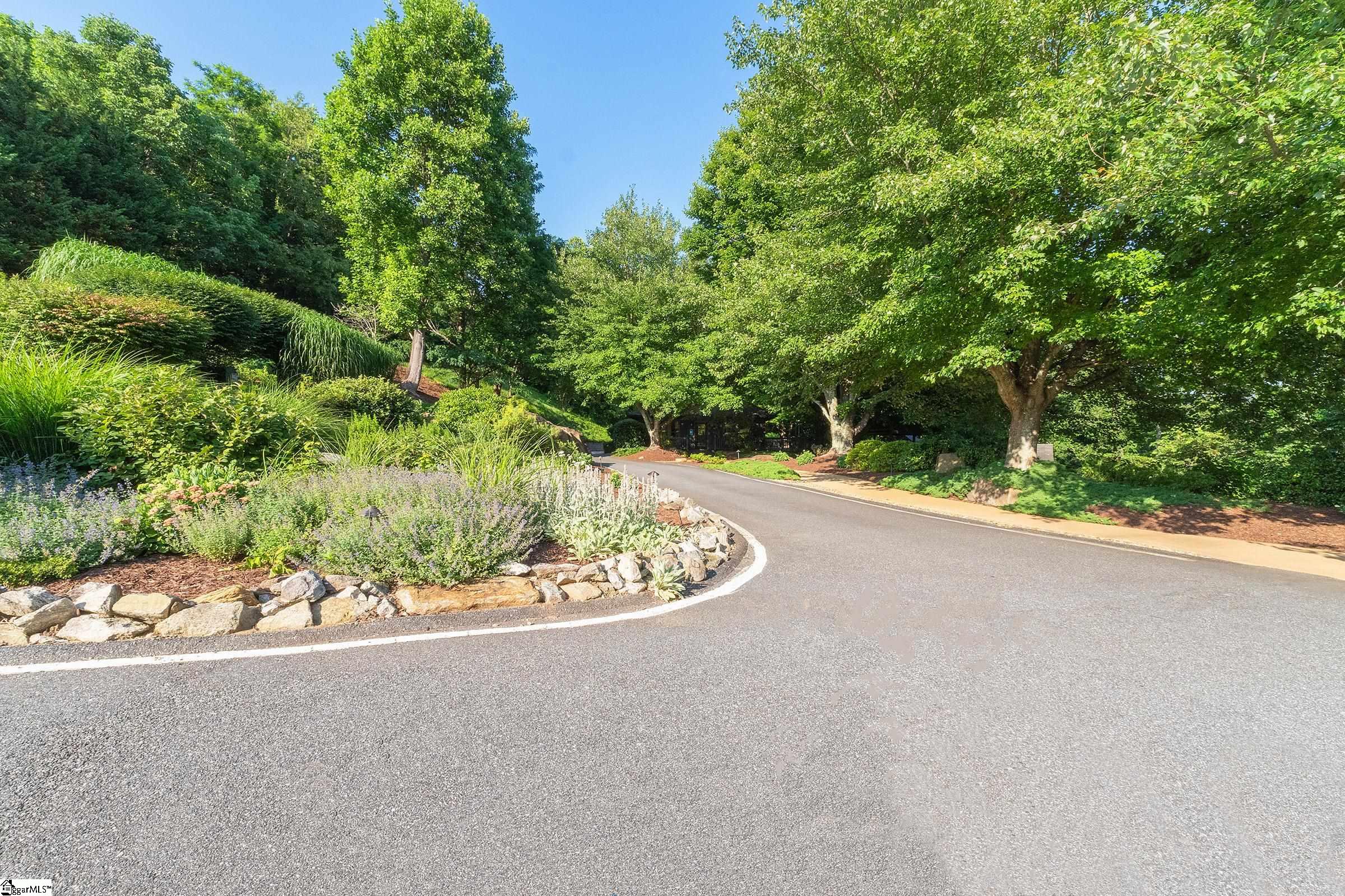 39 Raptor Way Landrum, SC 29356