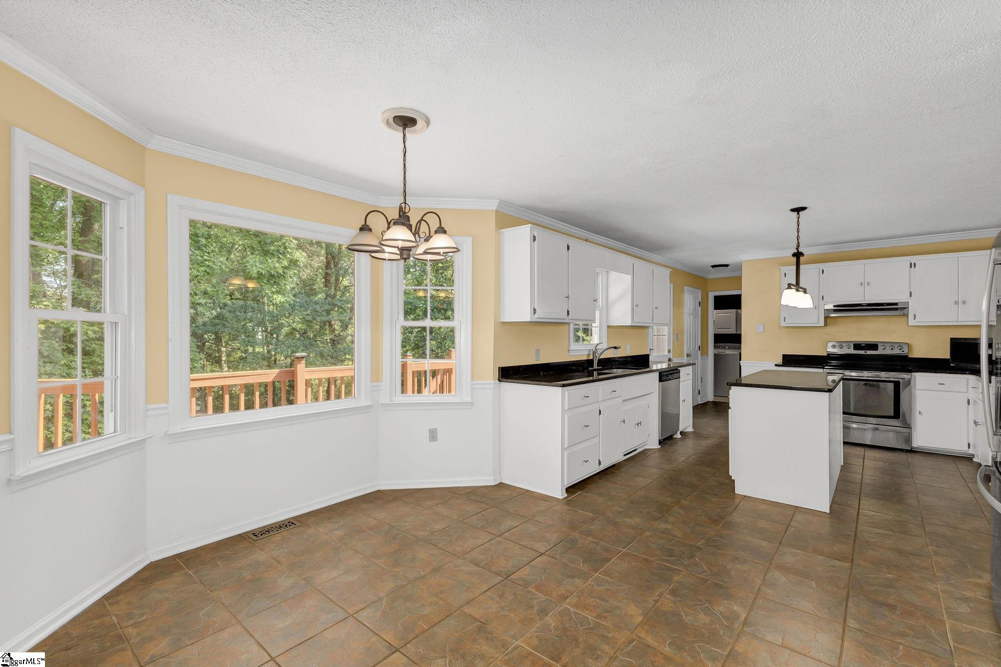 21 Glen Eagle Place Spartanburg, SC 29615