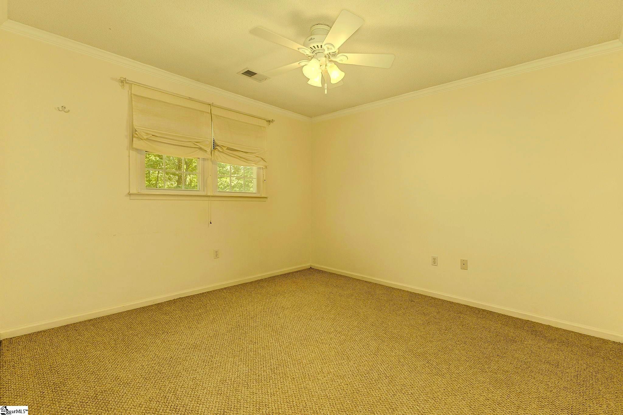 21 Glen Eagle Place Spartanburg, SC 29615