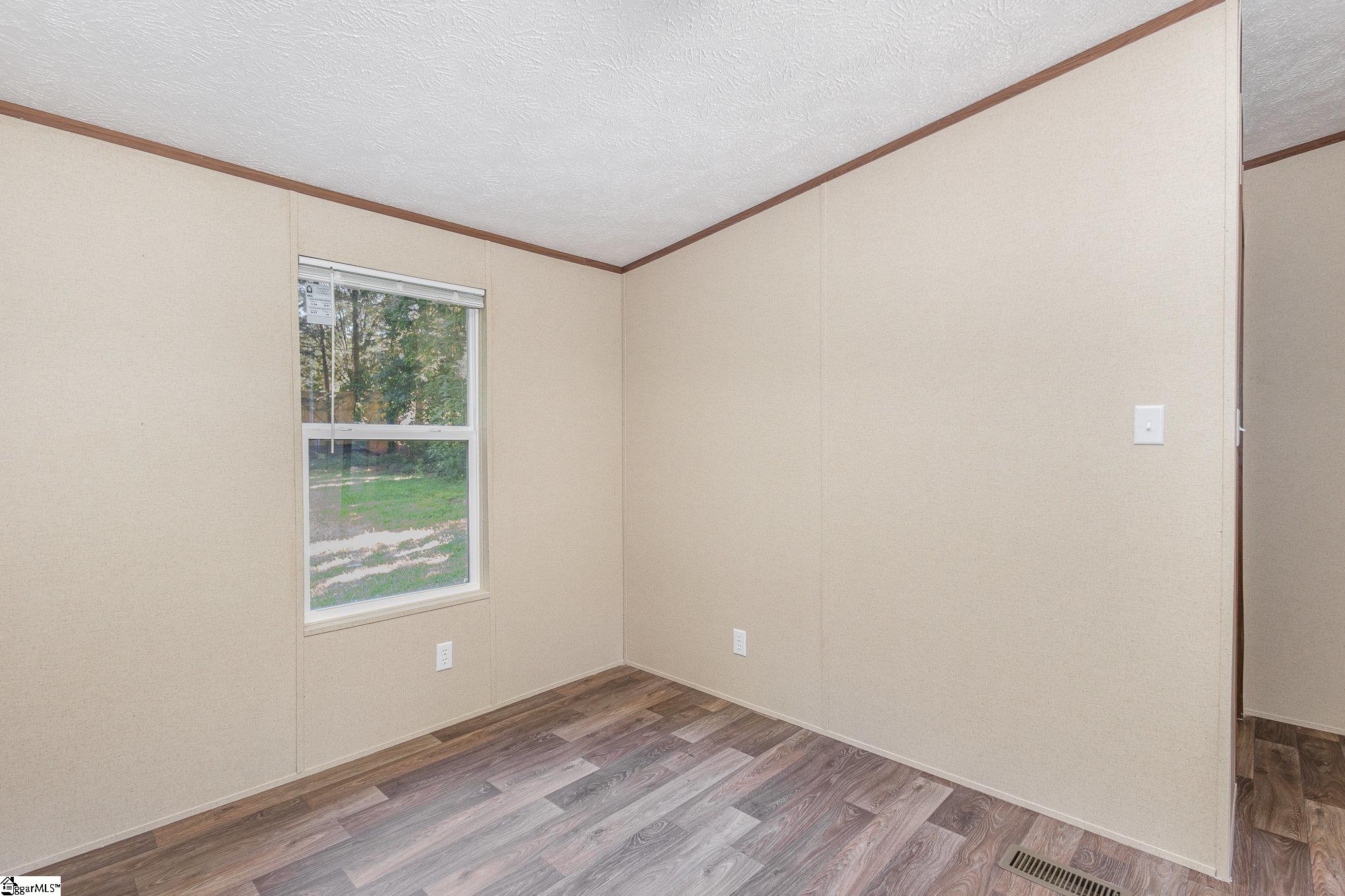 26 Long Forest Drive Greenville, SC 29617