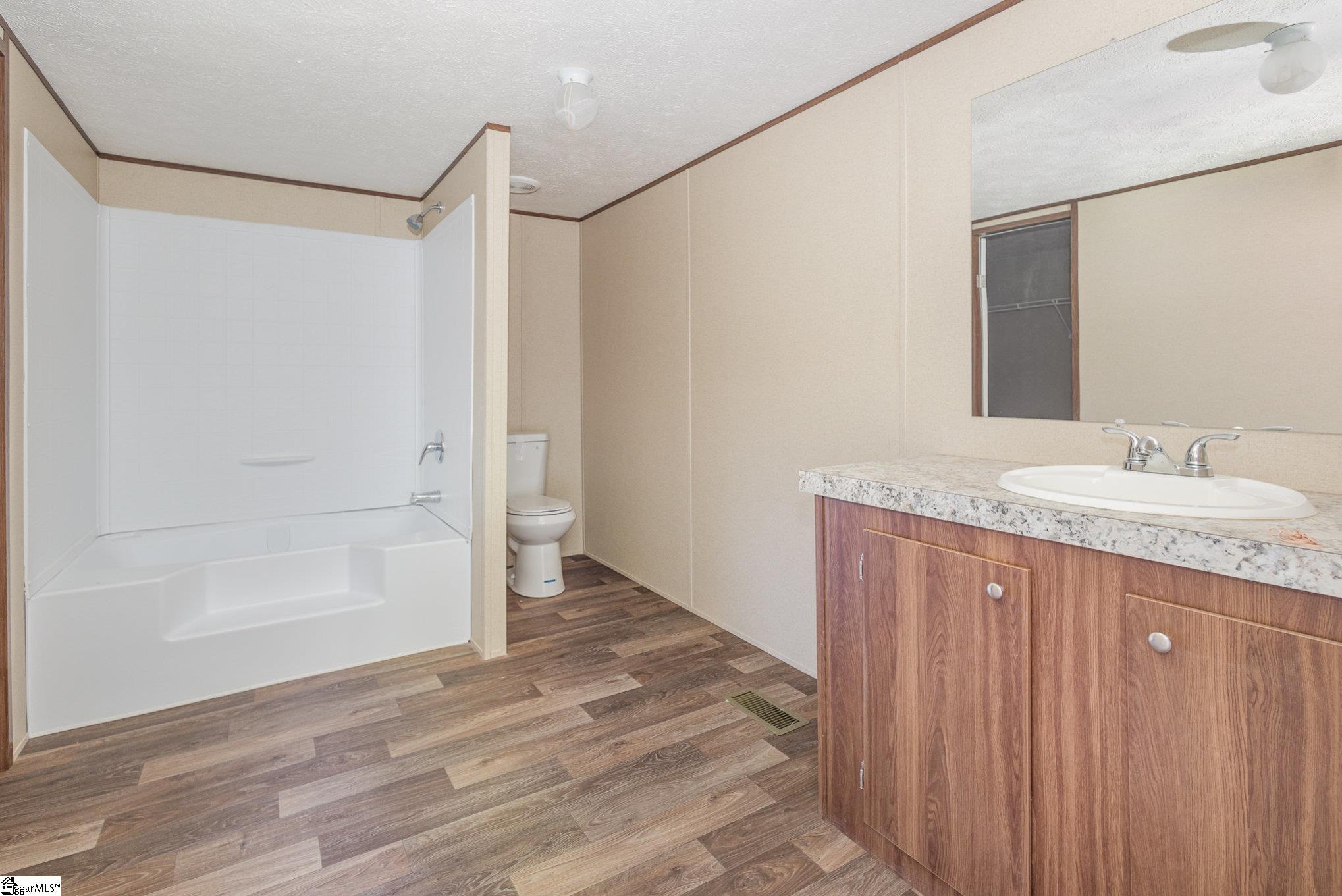 26 Long Forest Drive Greenville, SC 29617