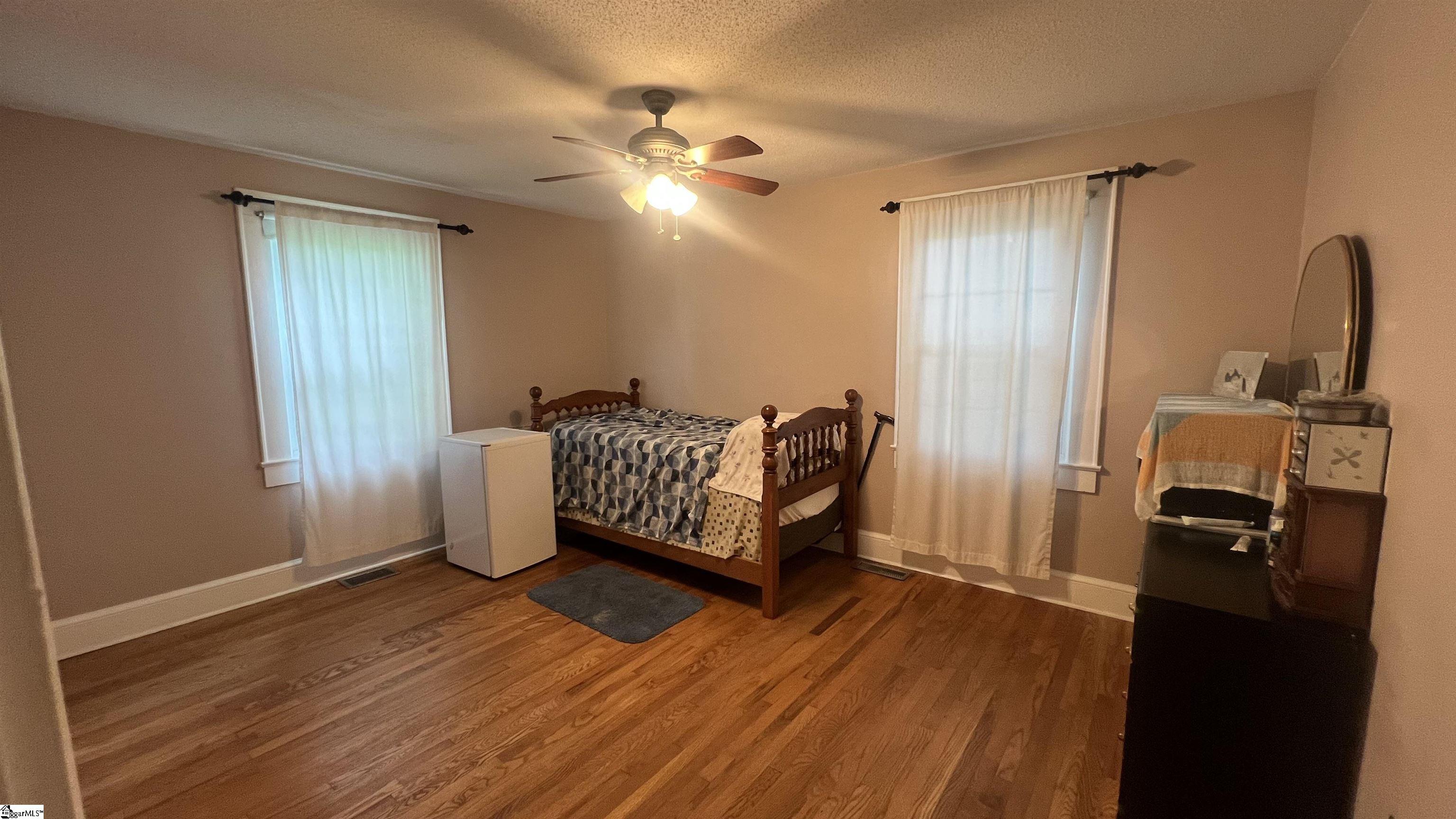 411 E Blue Ridge Drive Greenville, SC 29609