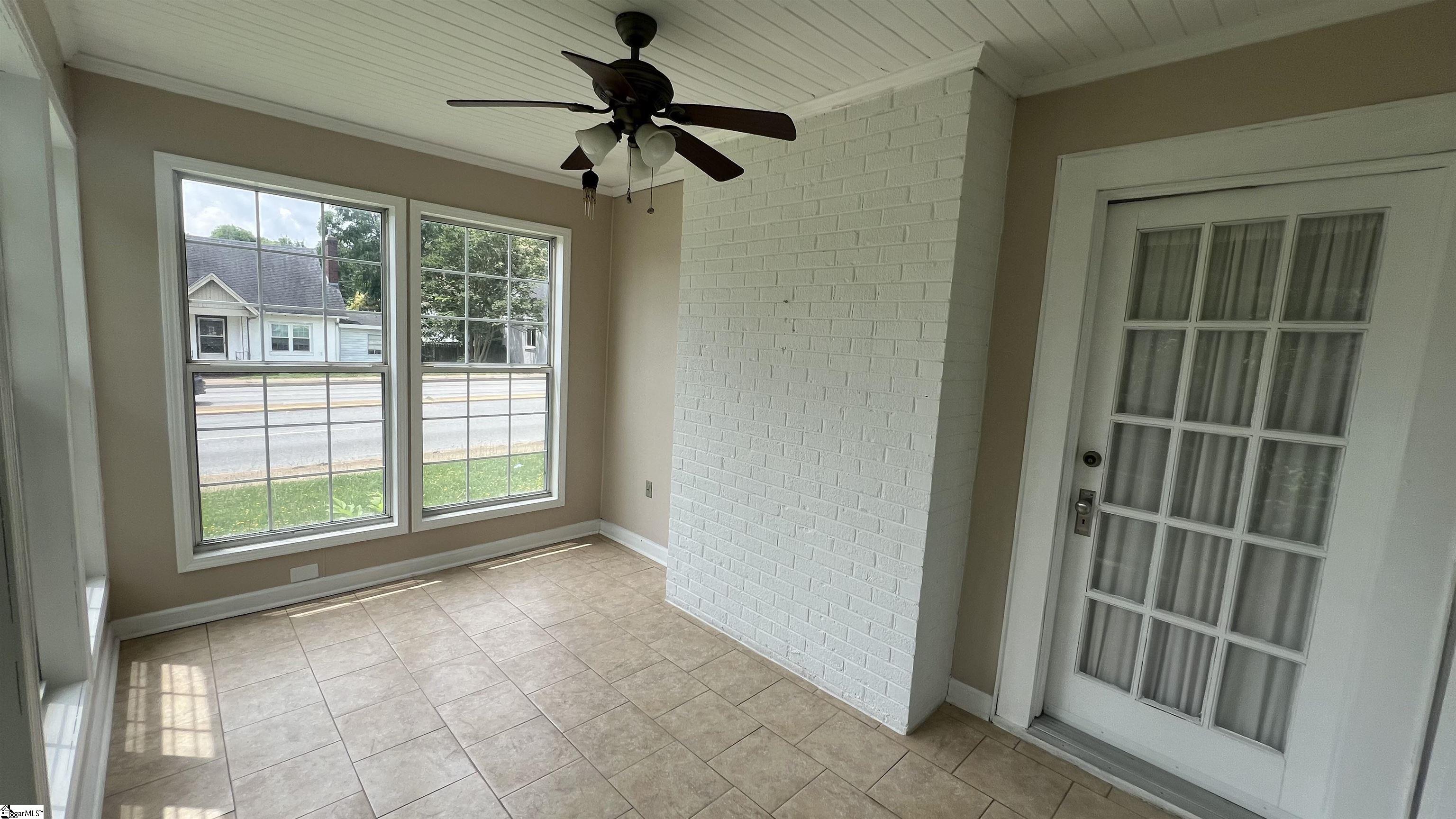 411 E Blue Ridge Drive Greenville, SC 29609