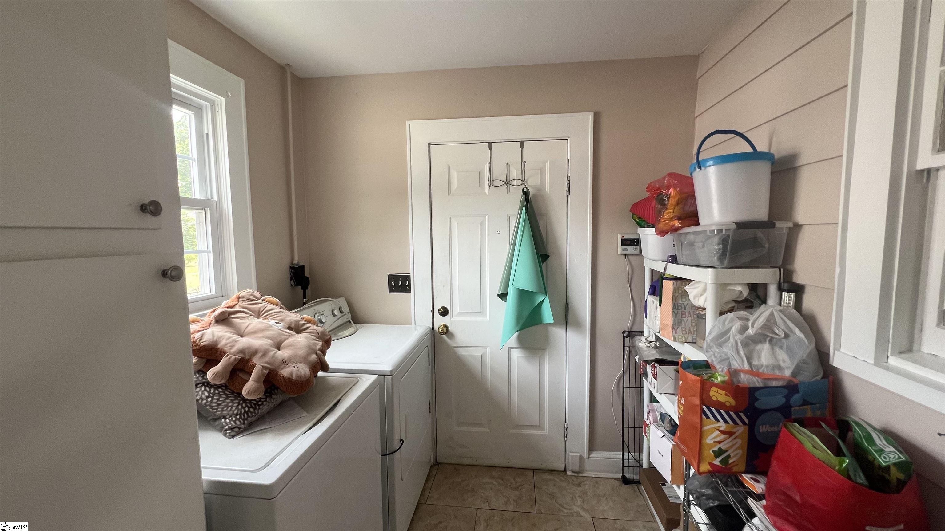 411 E Blue Ridge Drive Greenville, SC 29609
