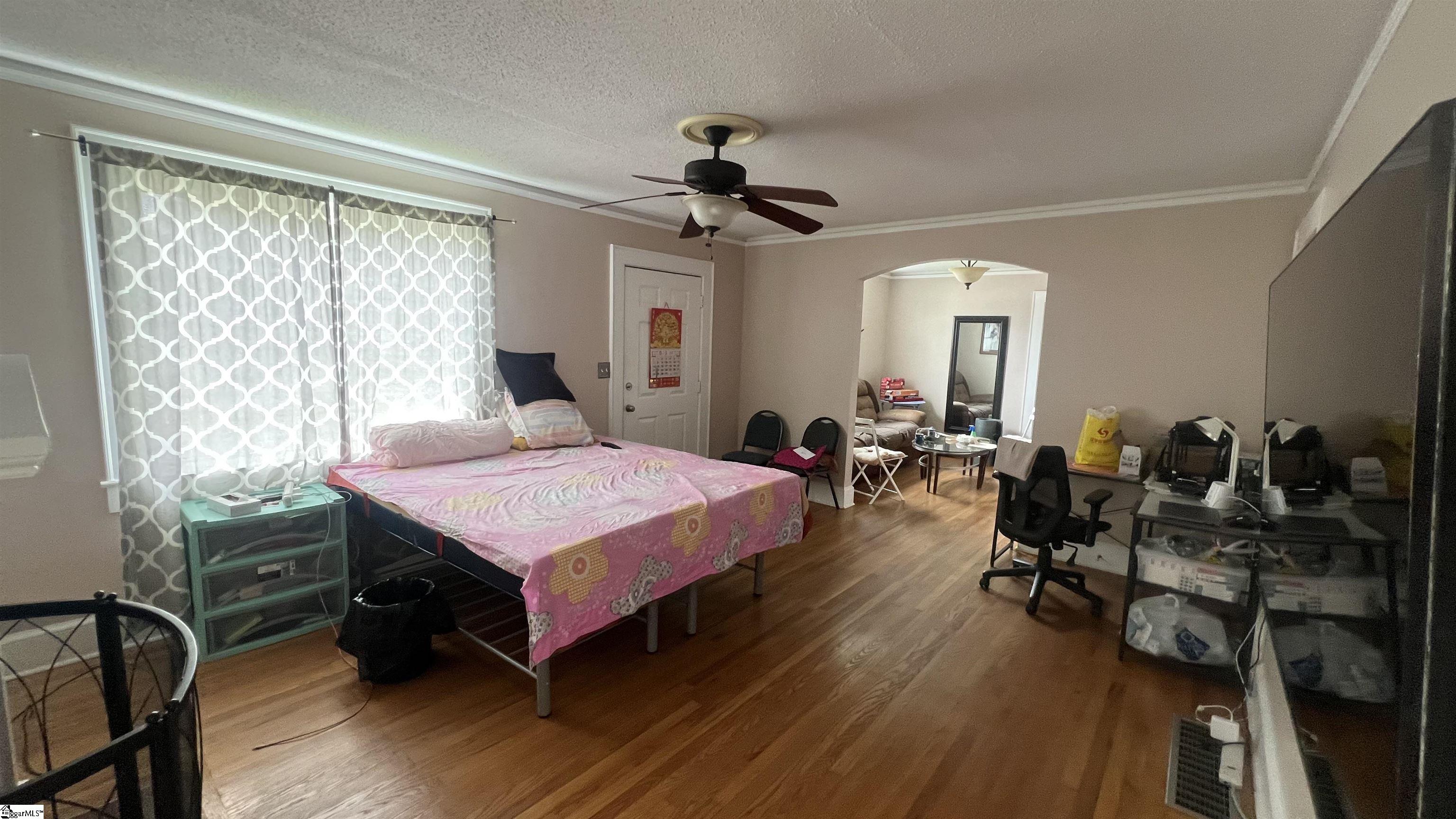 411 E Blue Ridge Drive Greenville, SC 29609