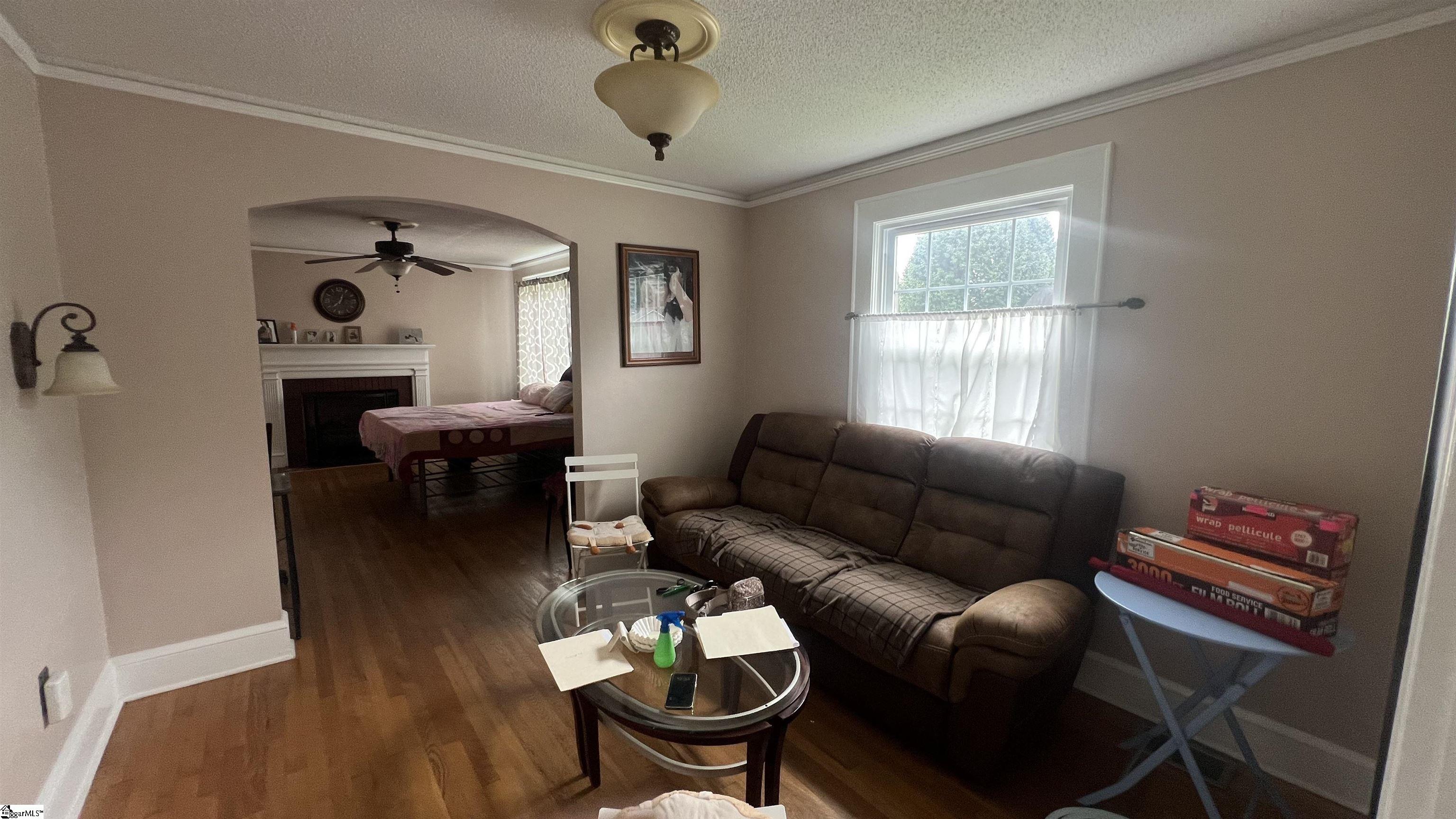 411 E Blue Ridge Drive Greenville, SC 29609