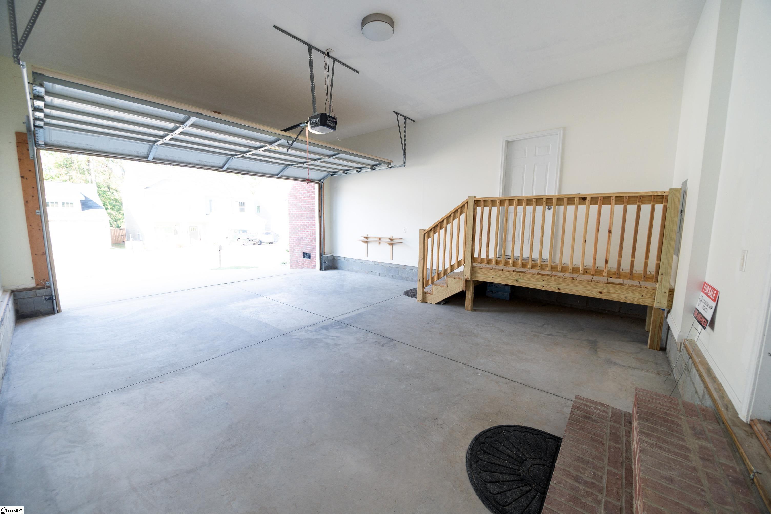 120 Cobblestone Lane Greenwood, SC 29649