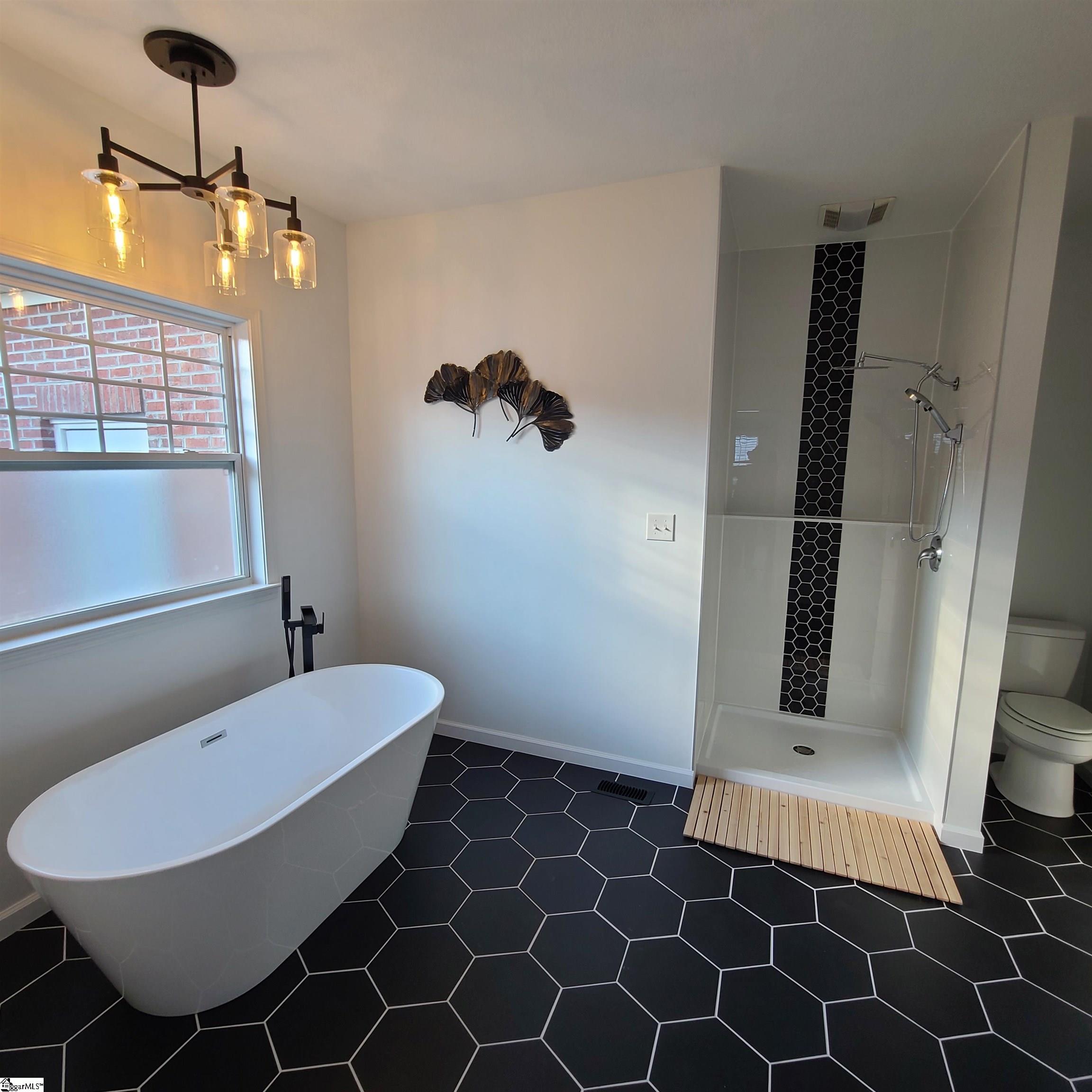 120 Cobblestone Lane Greenwood, SC 29649