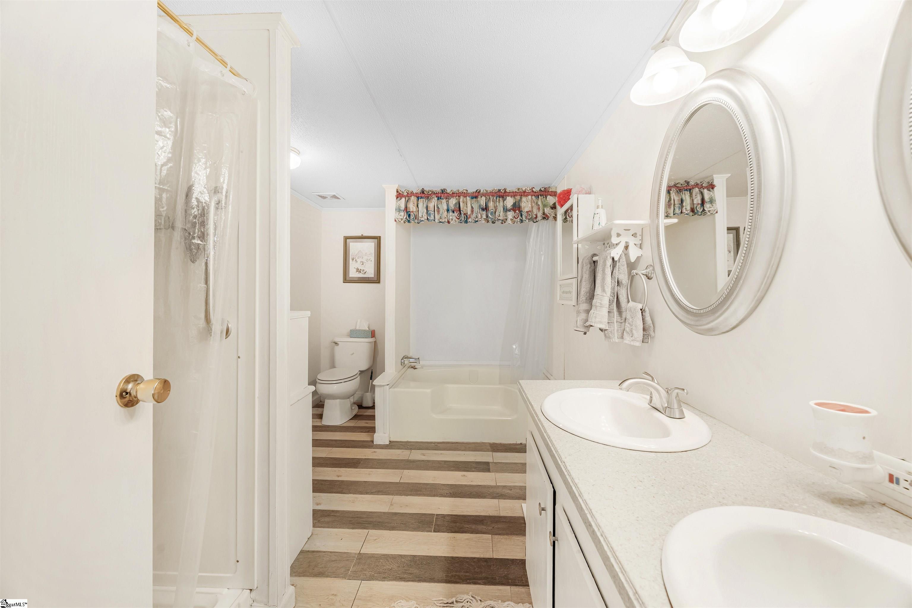 177 Farmers Hill Road Liberty, SC 29657