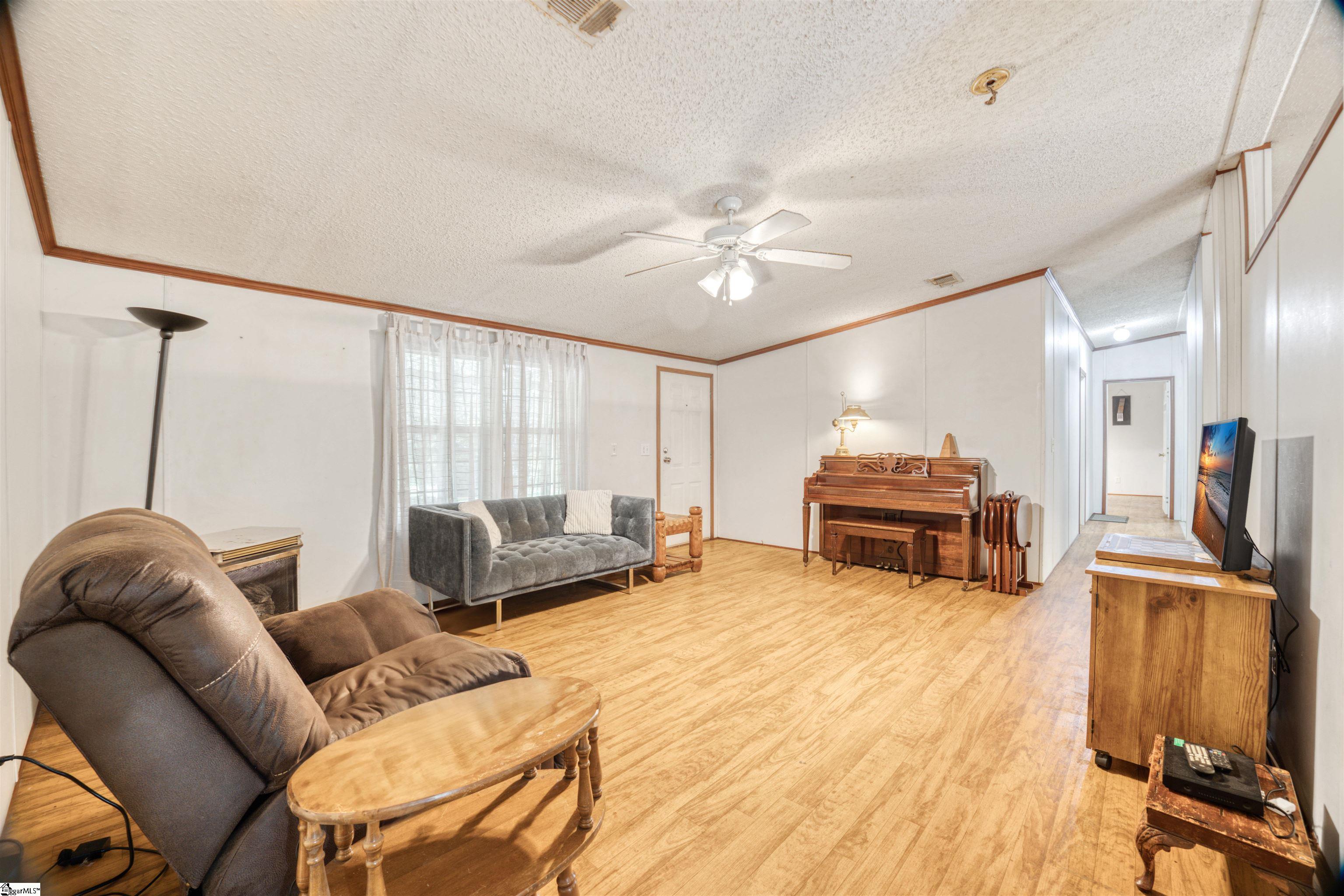 177 Farmers Hill Road Liberty, SC 29657