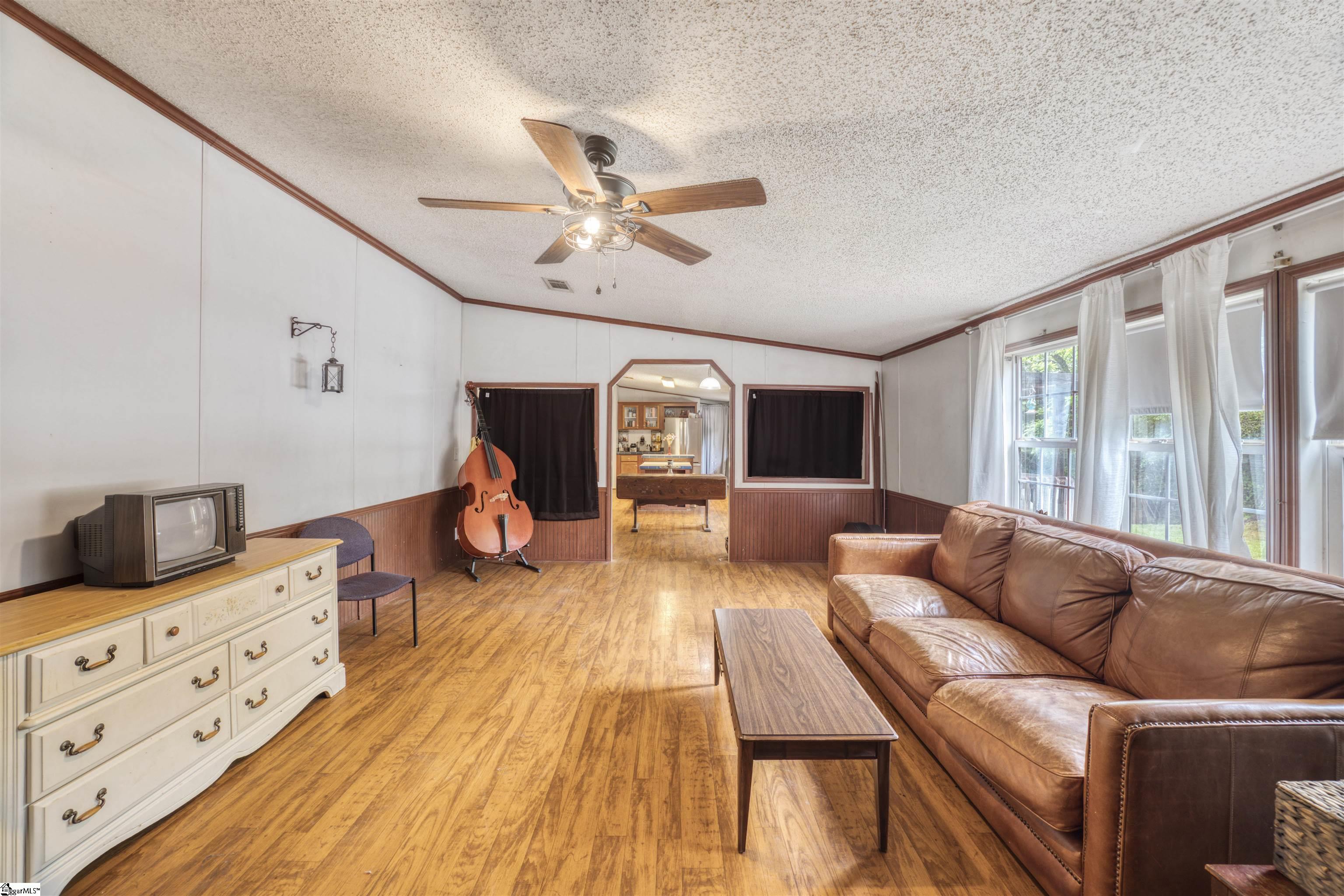 177 Farmers Hill Road Liberty, SC 29657