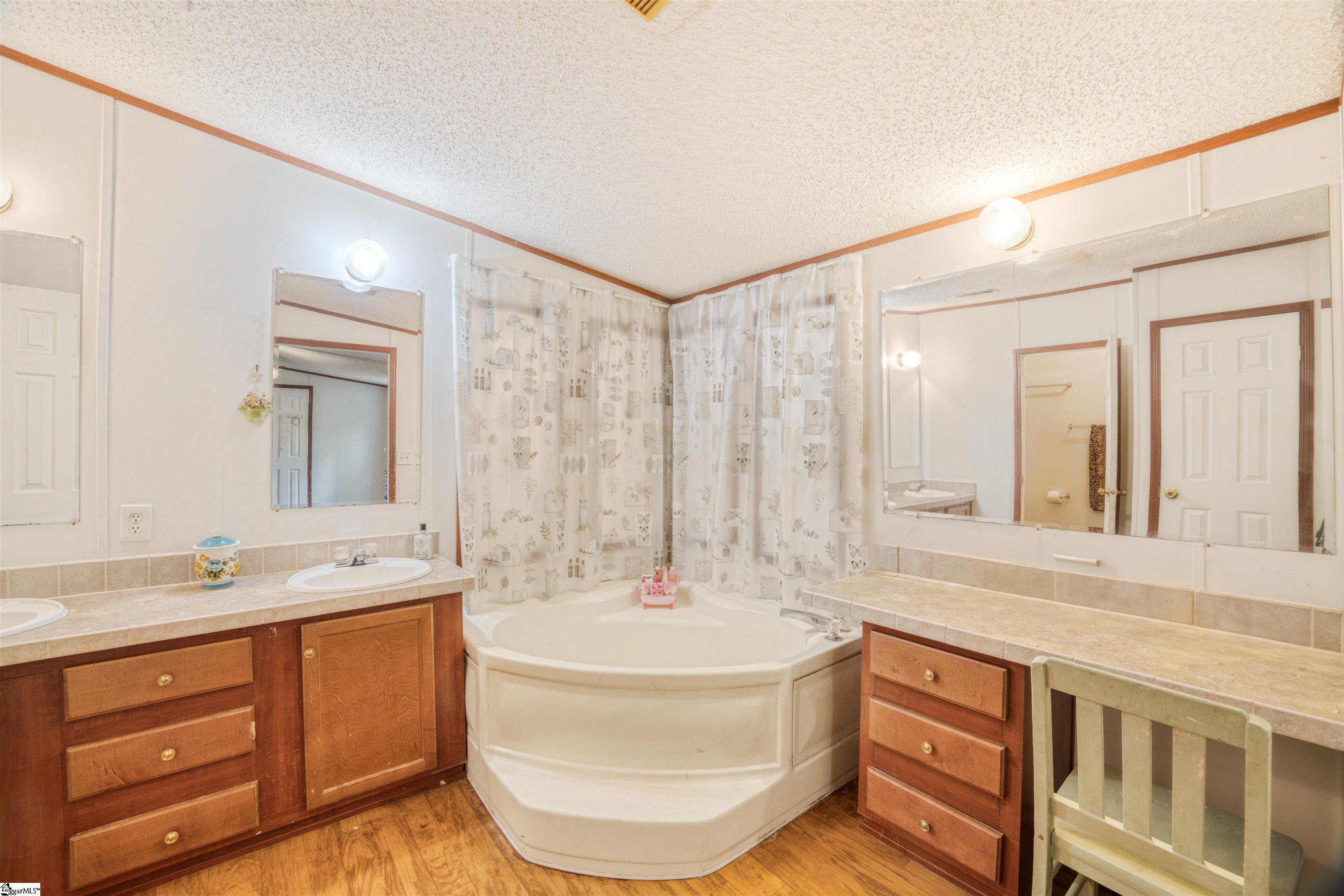 177 Farmers Hill Road Liberty, SC 29657