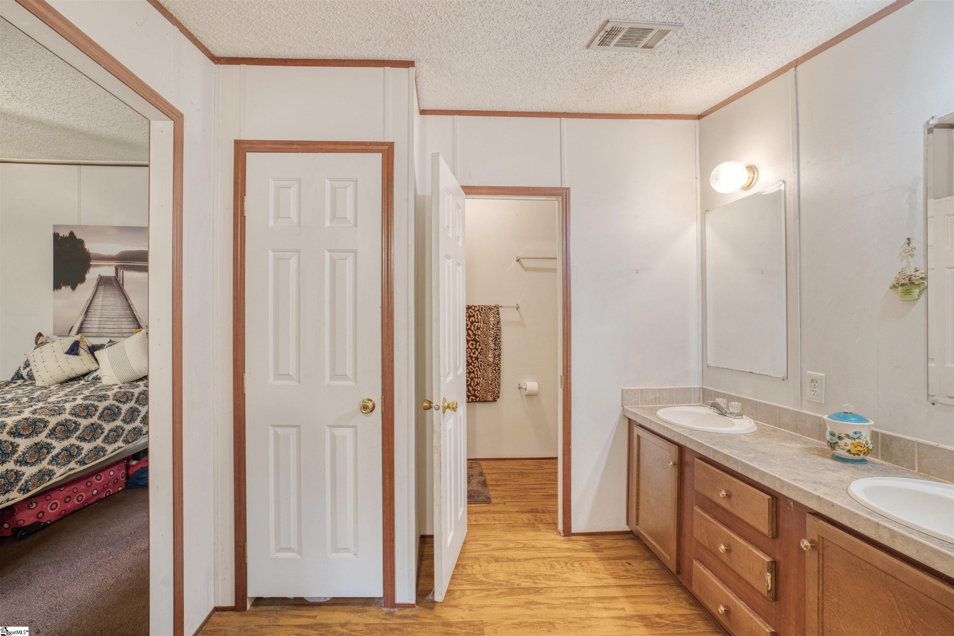 177 Farmers Hill Road Liberty, SC 29657